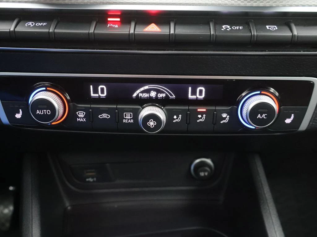 Audi Q2 Business Edition S-LINE 35TFSI 150PK *AUTOMAAT*NAVI*BLTH*CRUISE*PDC*ZETELVERWARMING*...