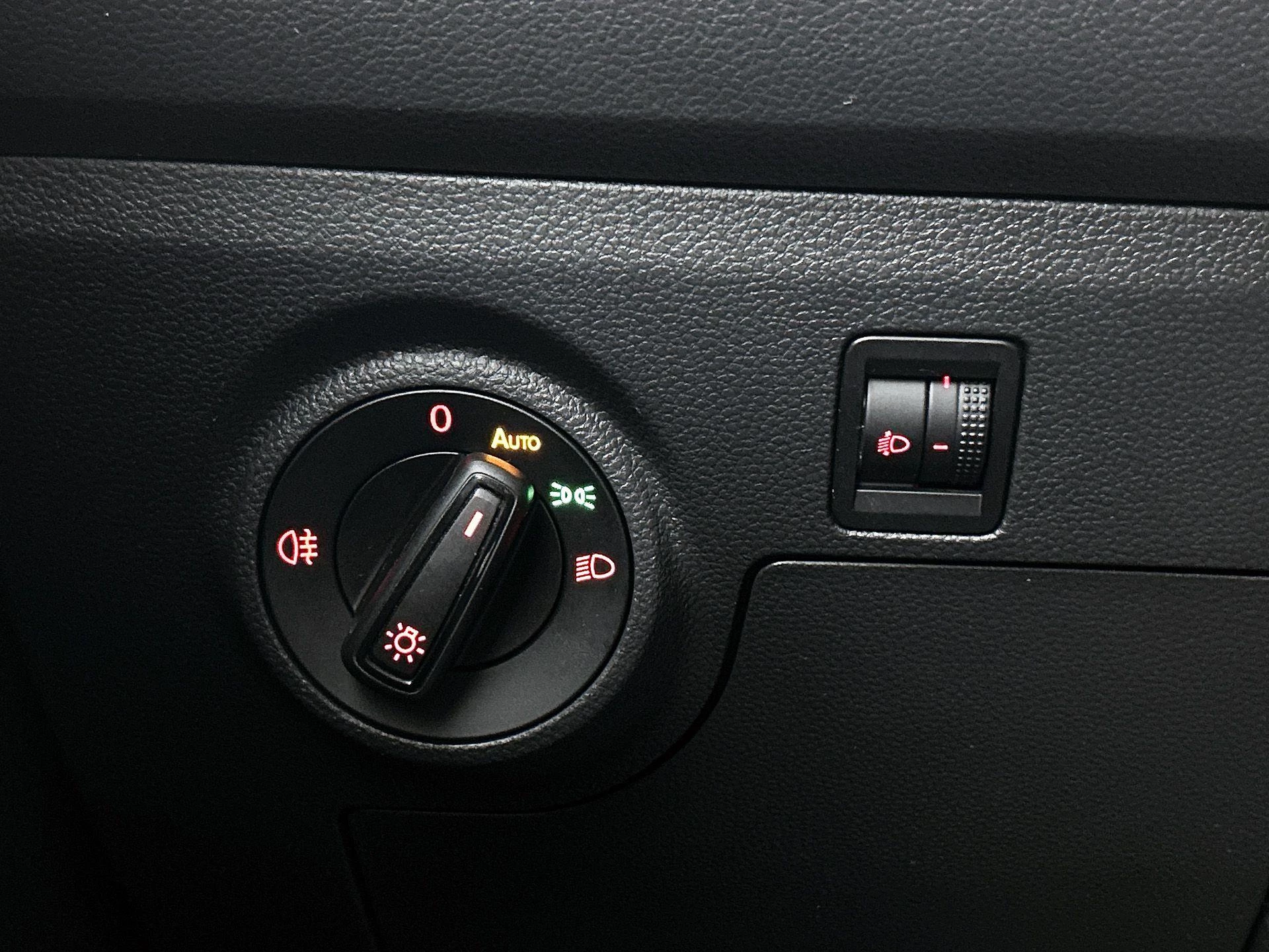 SEAT-Arona-image-22