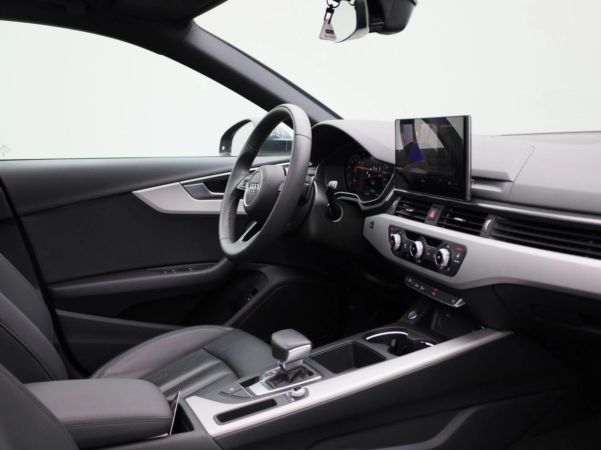 Audi-A4-image-34