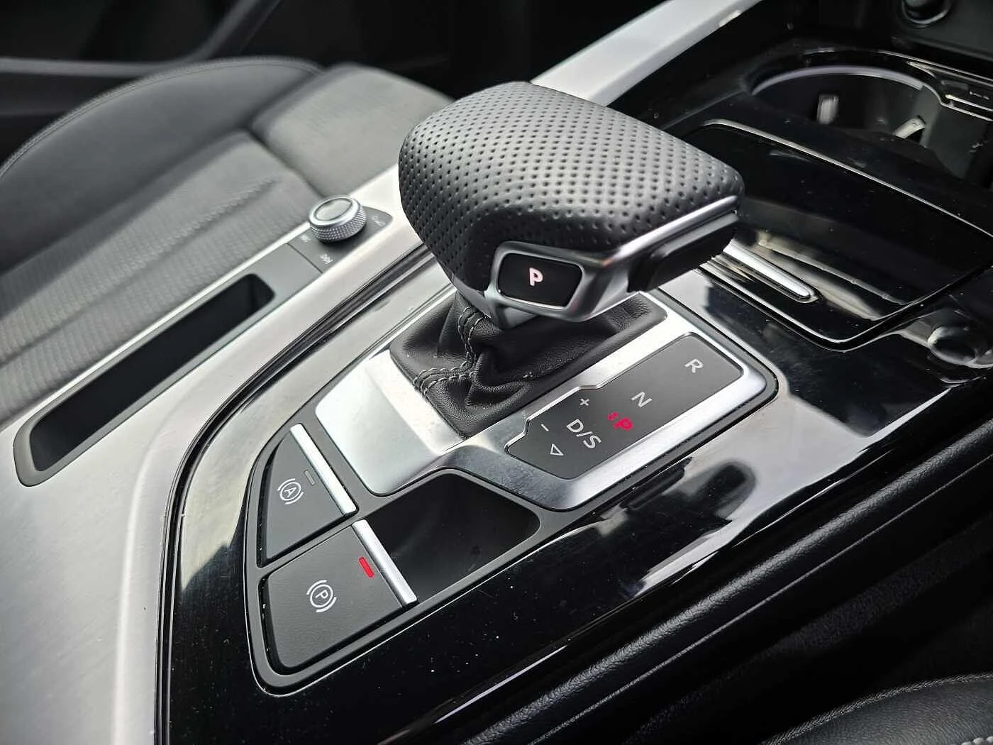 Audi-A4-image-7