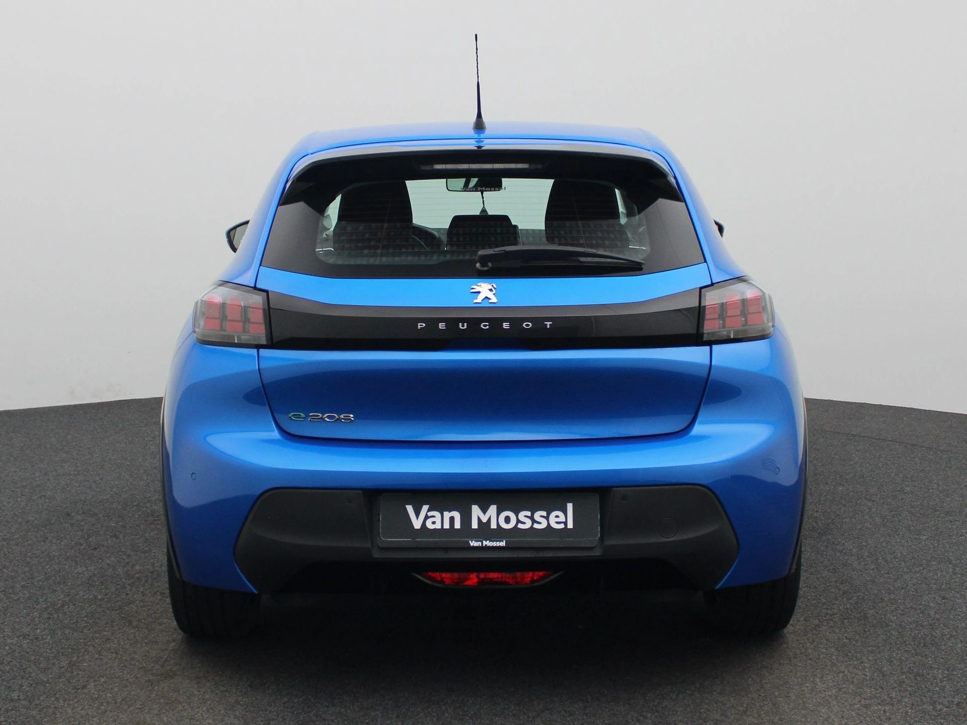 Peugeot-e-208-image-4