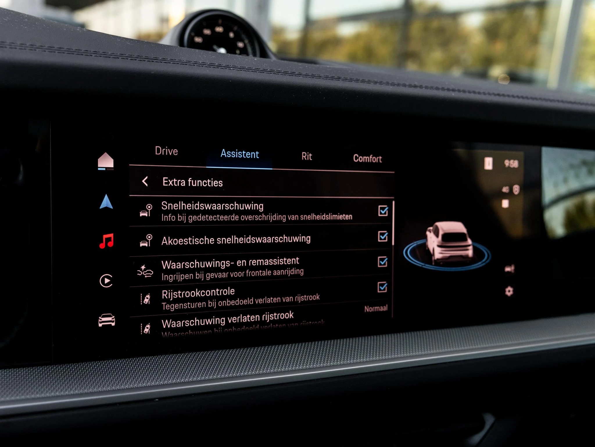Porsche-Cayenne-image-25