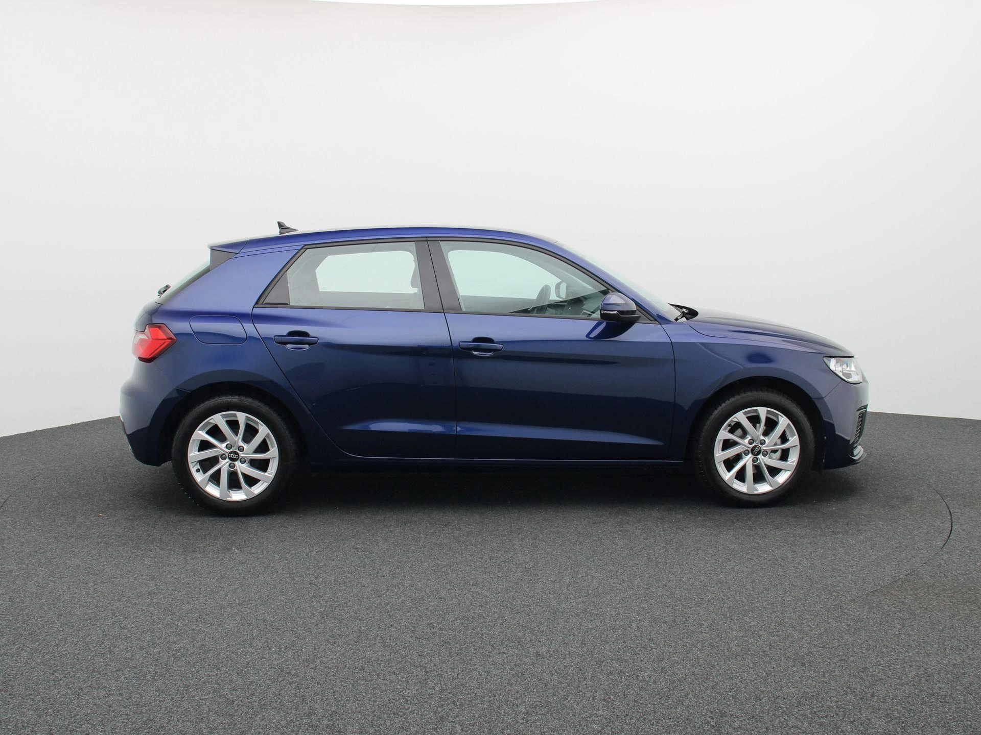 Audi-A1 Sportback-image-5