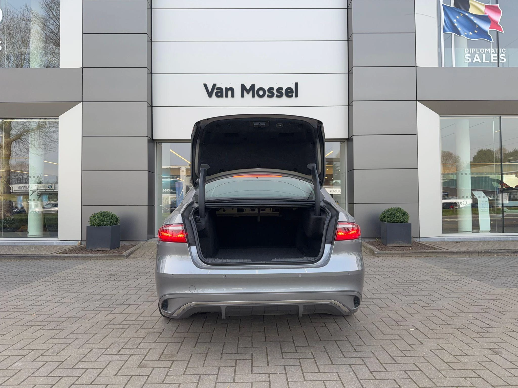 Jaguar XF D200 AWD SE