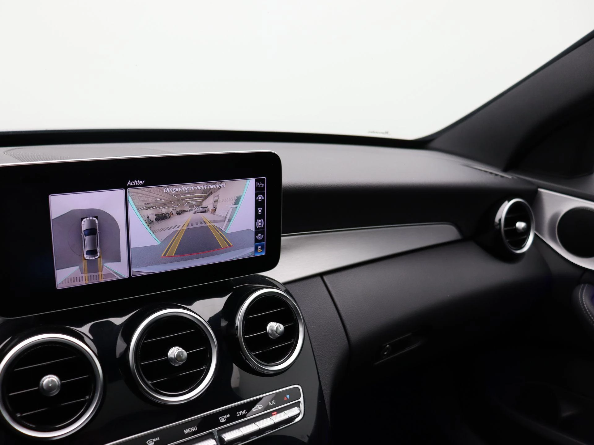 Mercedes-Benz C-Klasse 200 AMG LINE BERLINE + CARPLAY + PANORAMISCH DAK + MULTIBEAM LED +