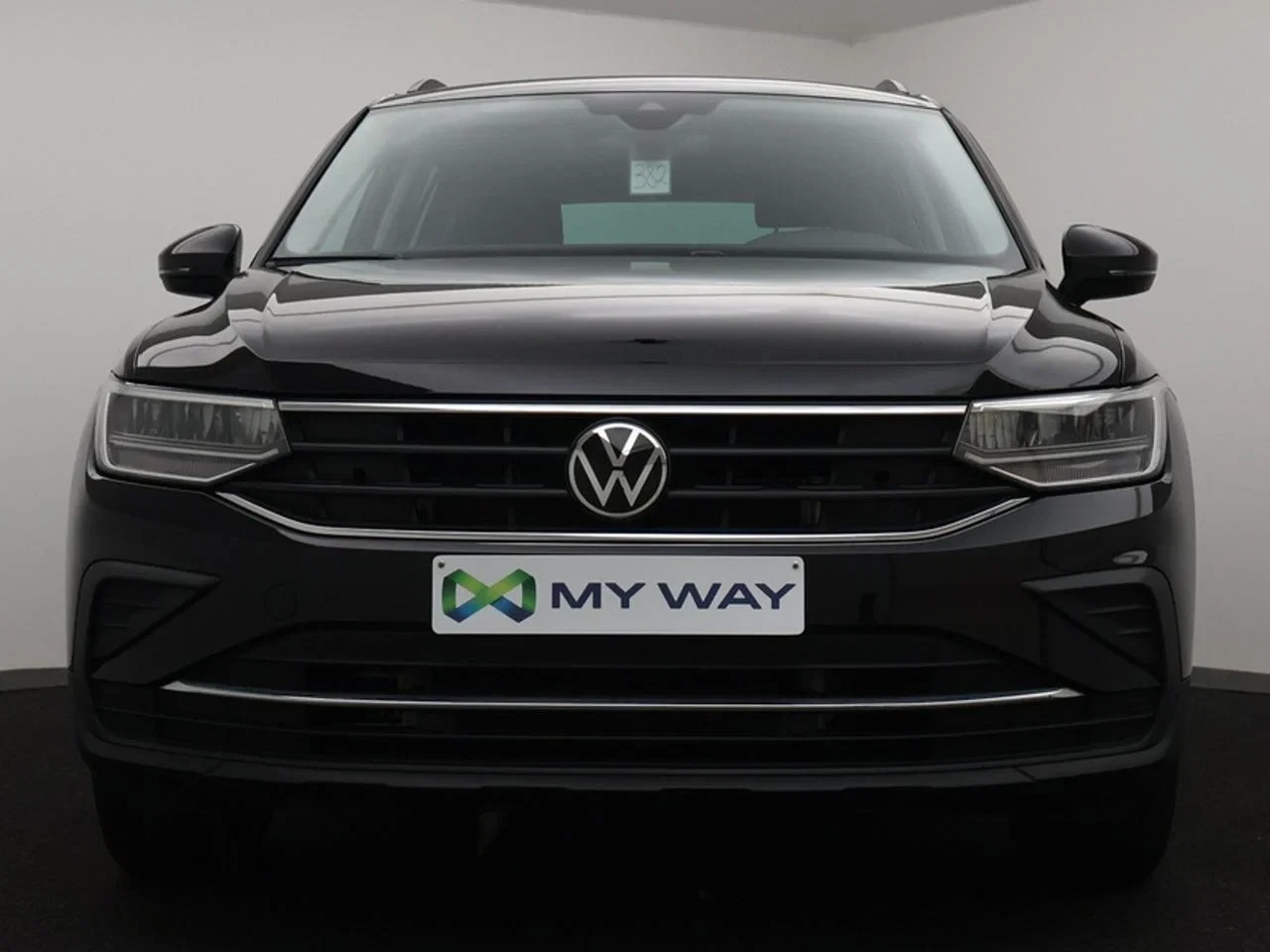 Volkswagen-Tiguan-image-8