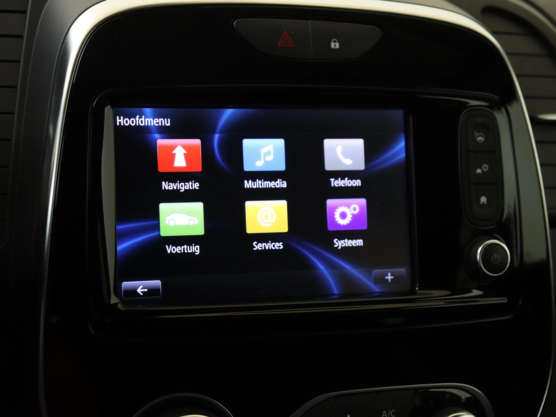 Renault-Captur-image-15