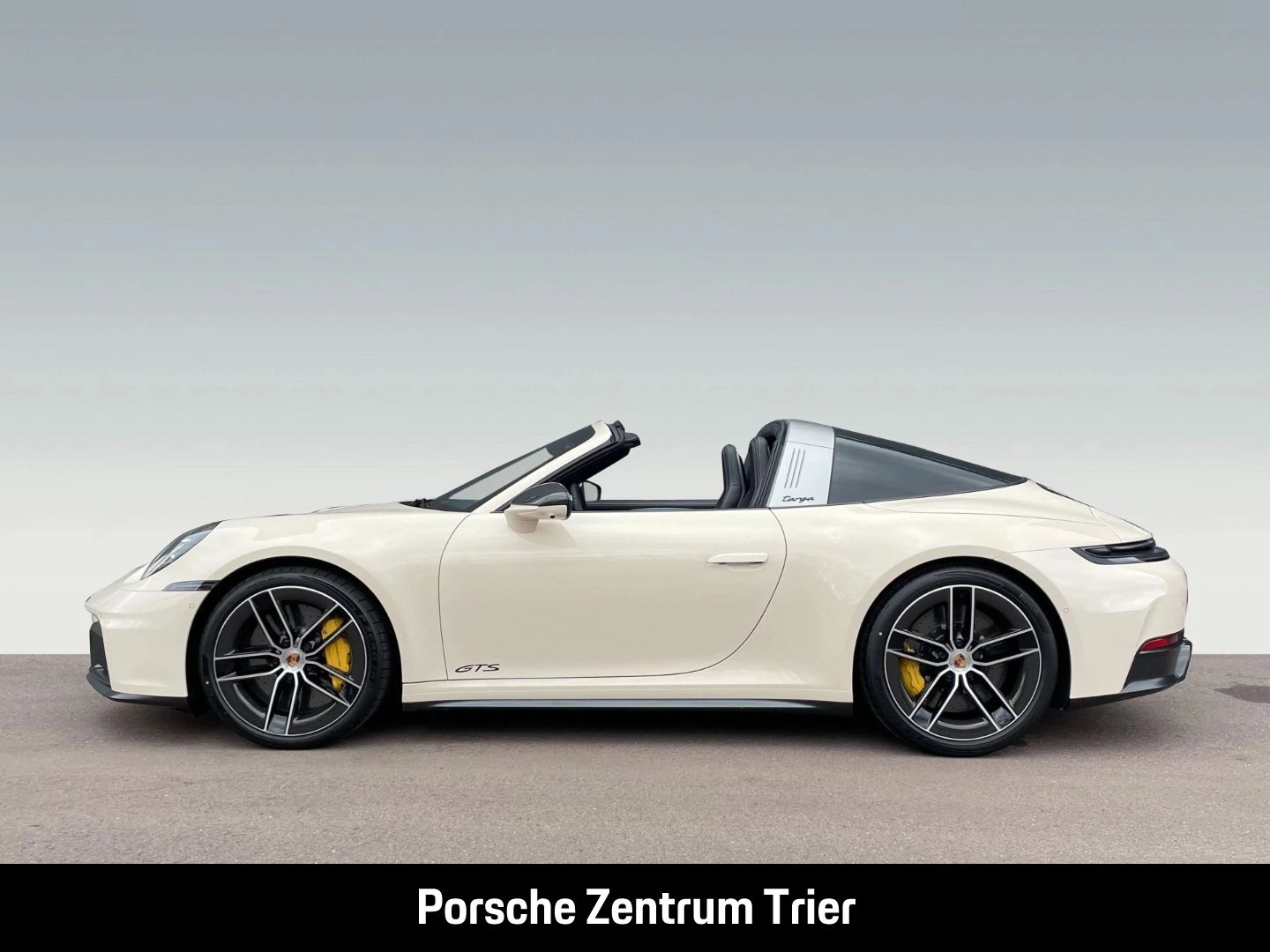 Porsche 911 992 Targa 4 GTS Burmester Clubleder LED
