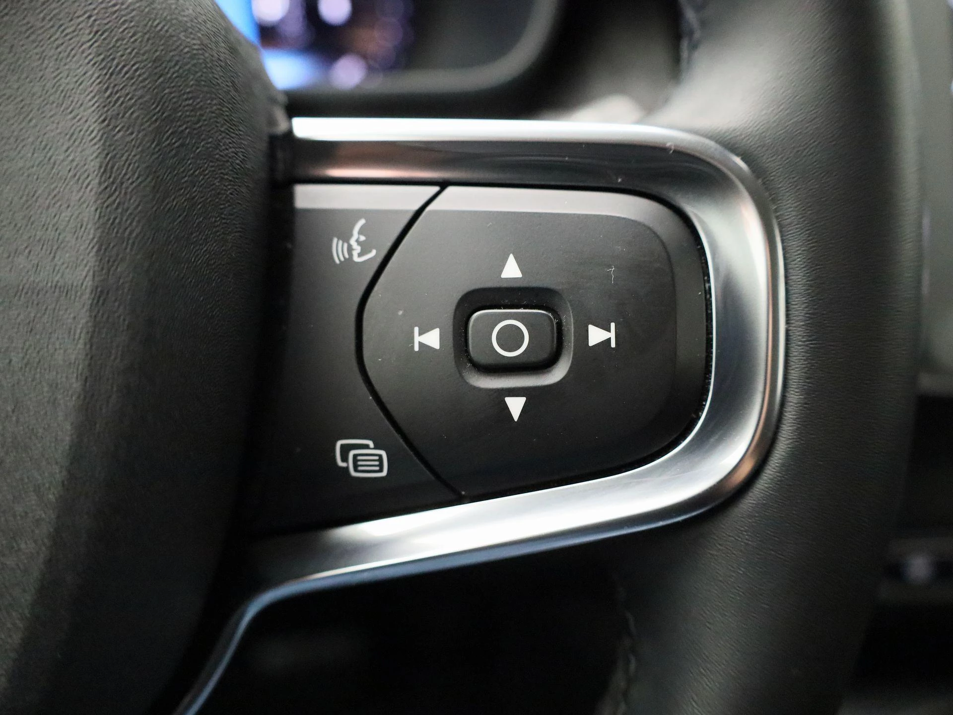Volvo XC40 B3 Essential DCT