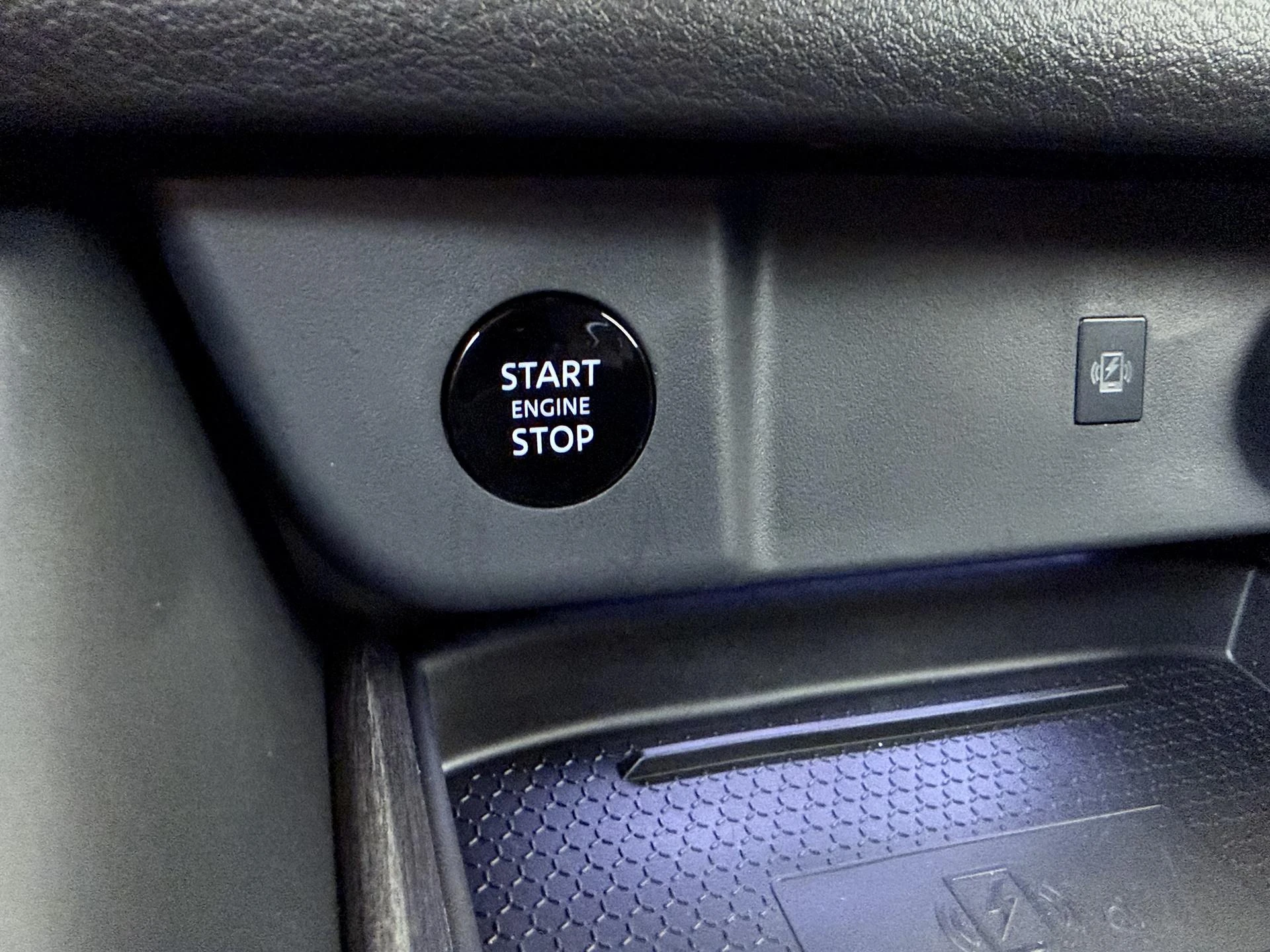 Nissan-QASHQAI-image-21