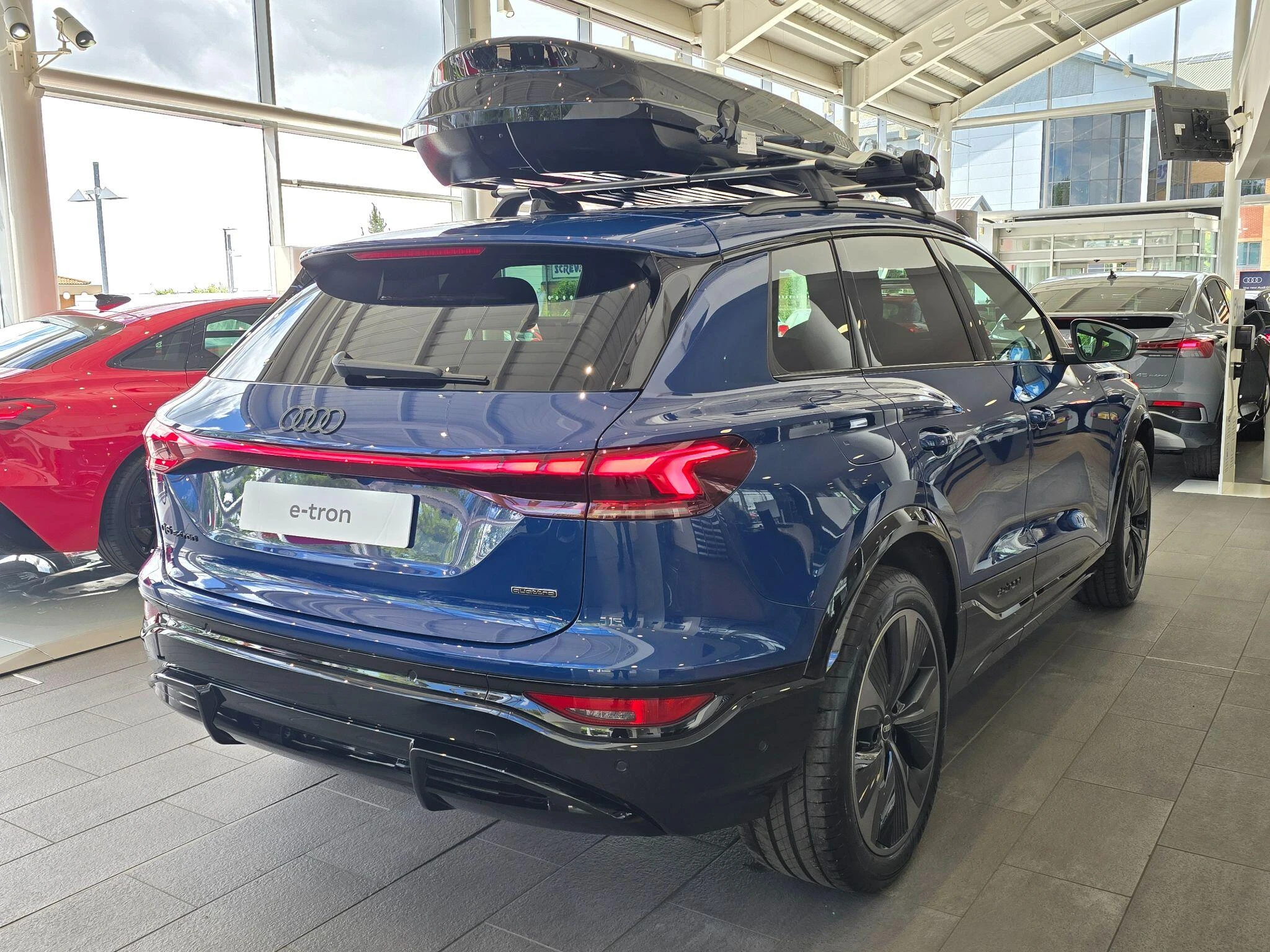 Audi-Q6 e-tron-image-4
