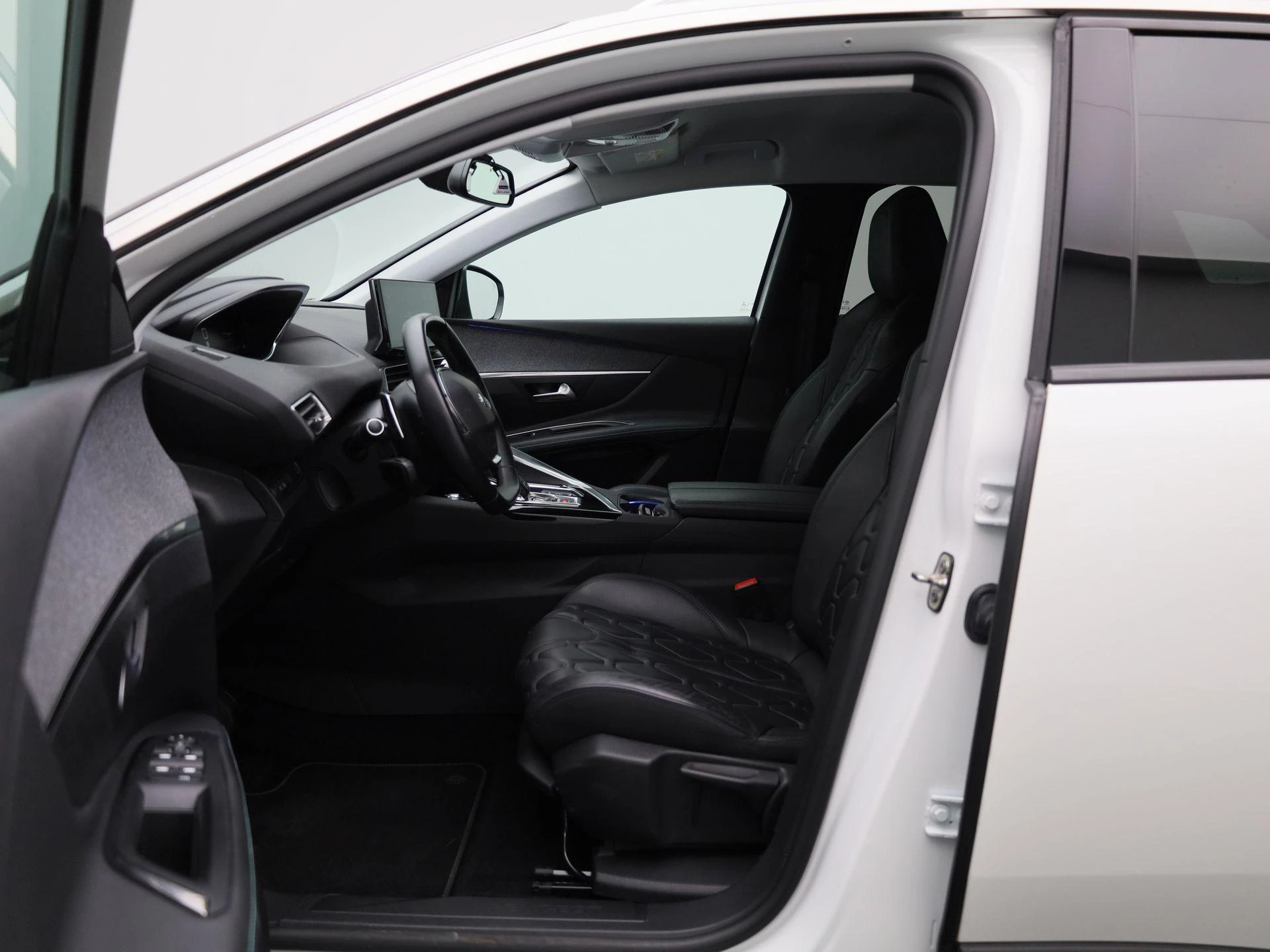 Peugeot-3008-image-8