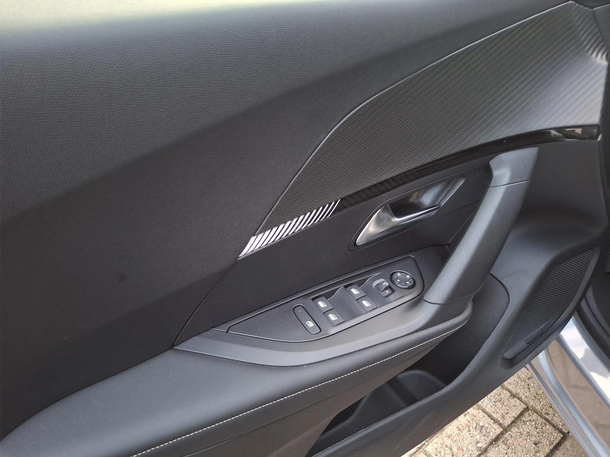 Peugeot-2008-image-16