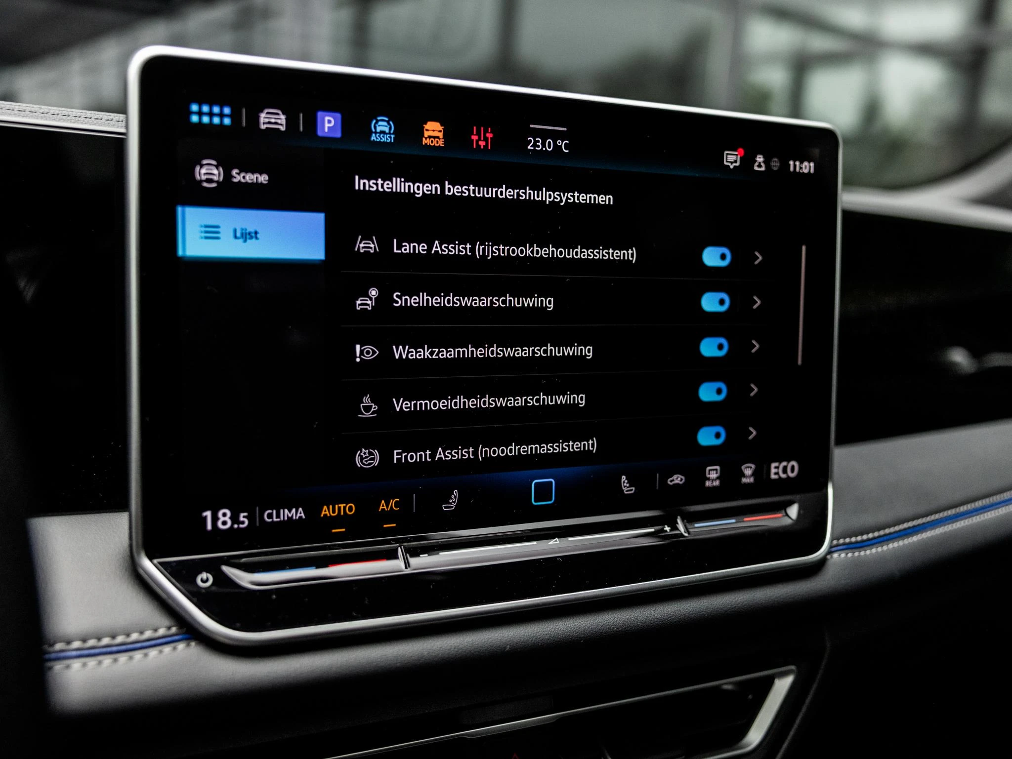 Volkswagen-Tiguan-image-38