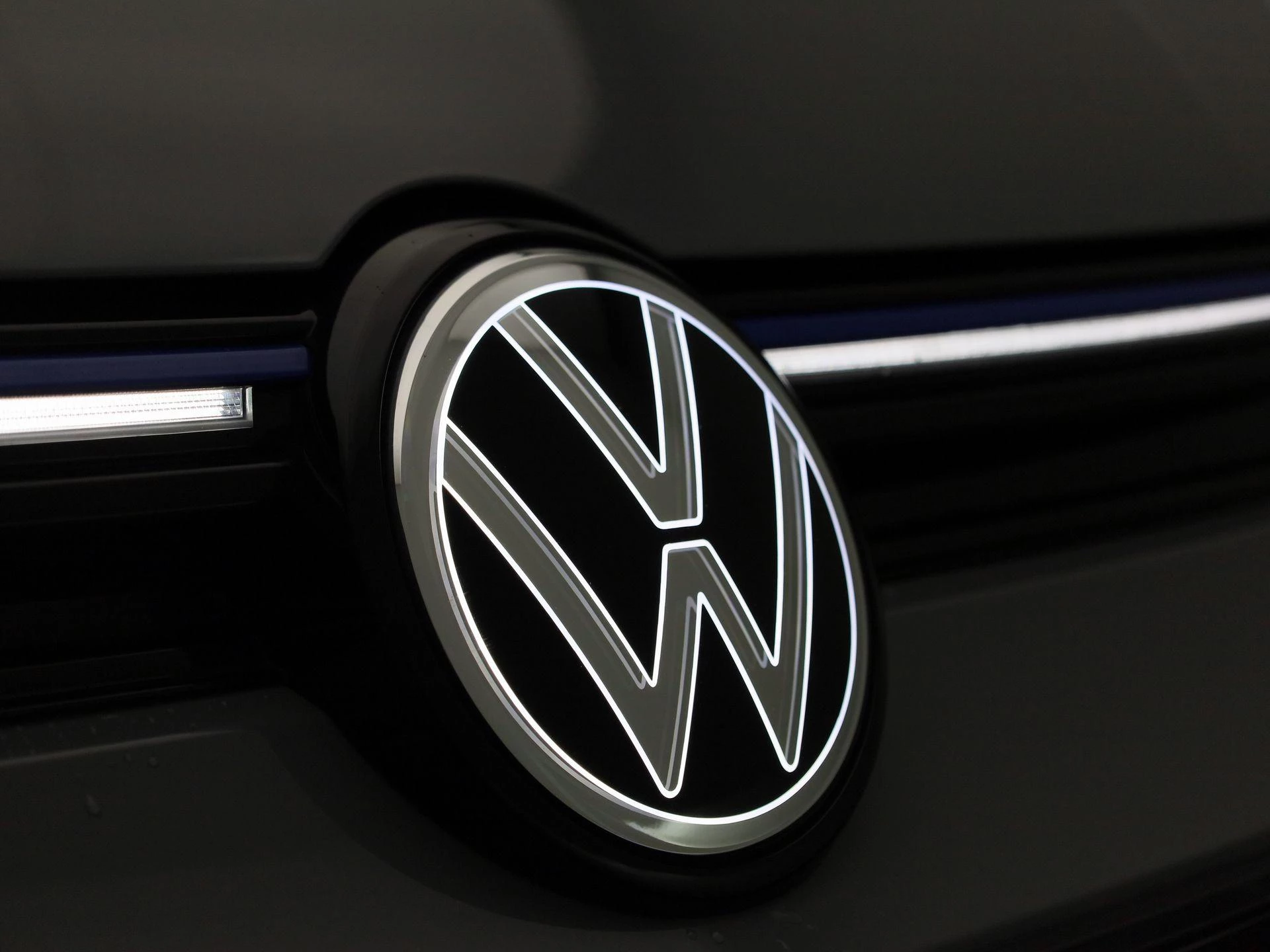 Volkswagen-Golf-image-34
