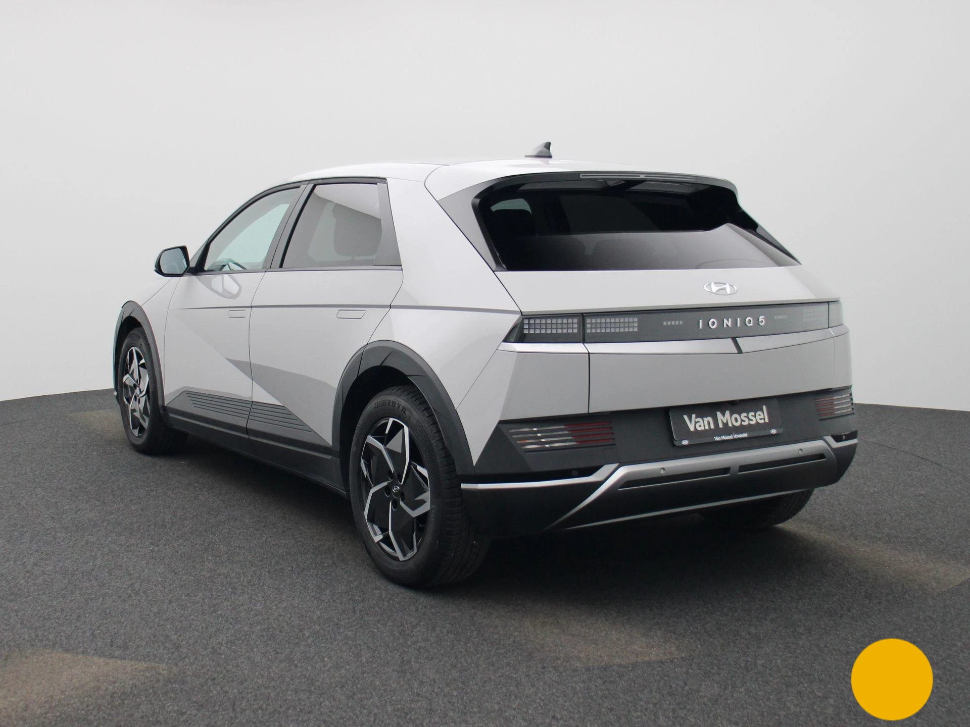 Hyundai-IONIQ 5-image-1