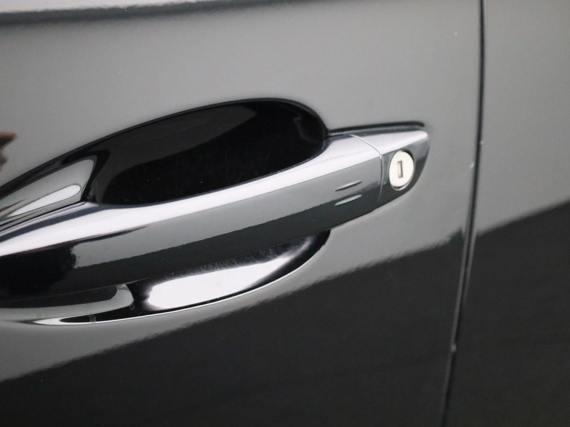 Peugeot-5008-image-16