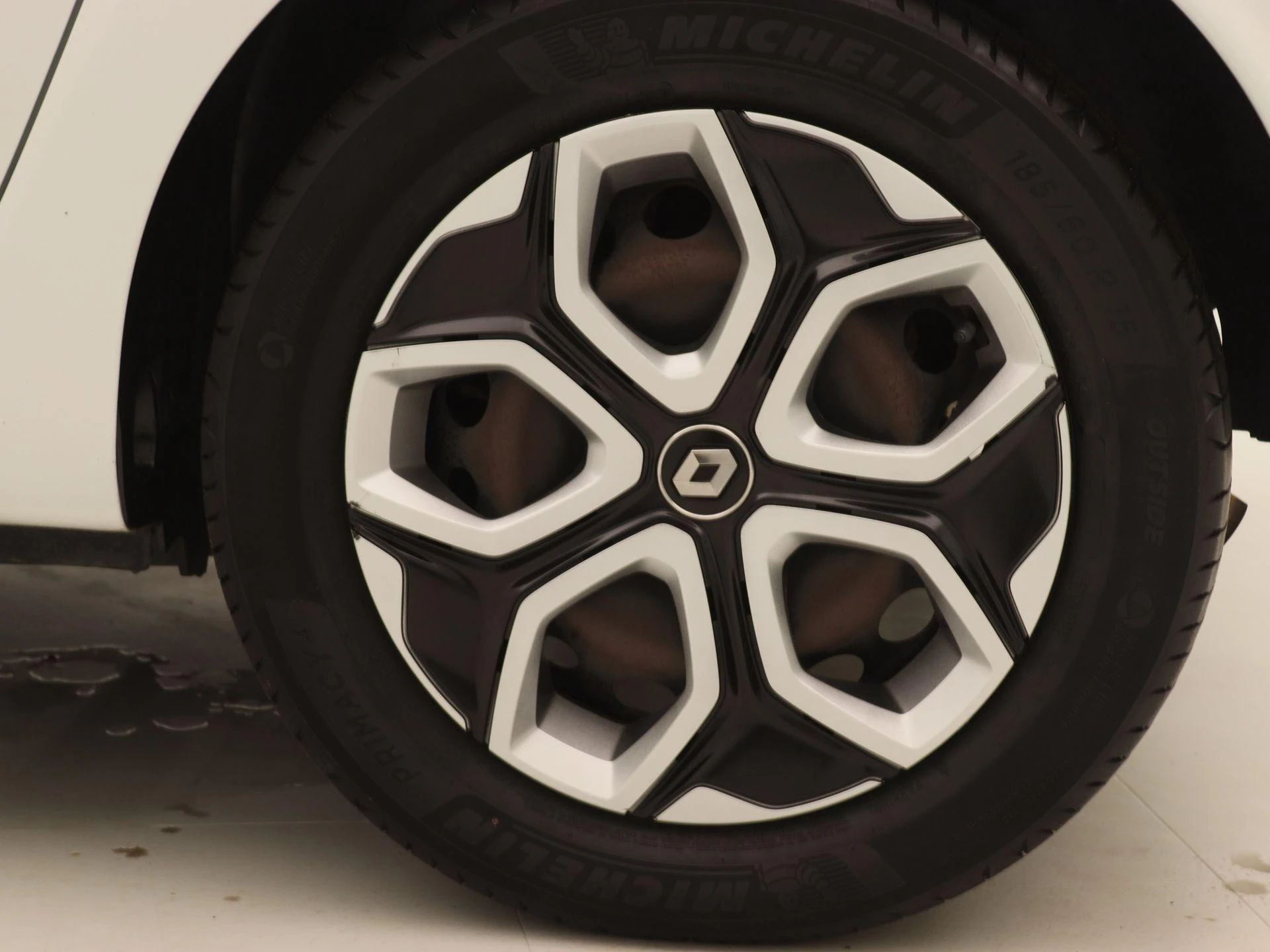 Renault-Twingo-image-14