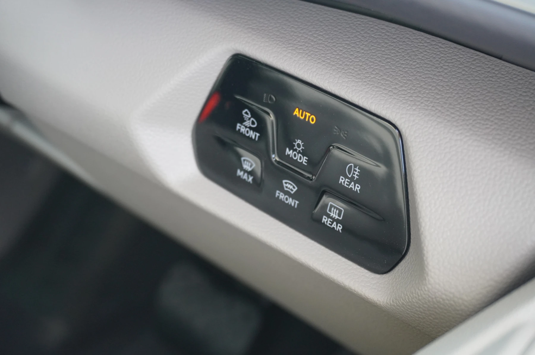Volkswagen-California-image-52