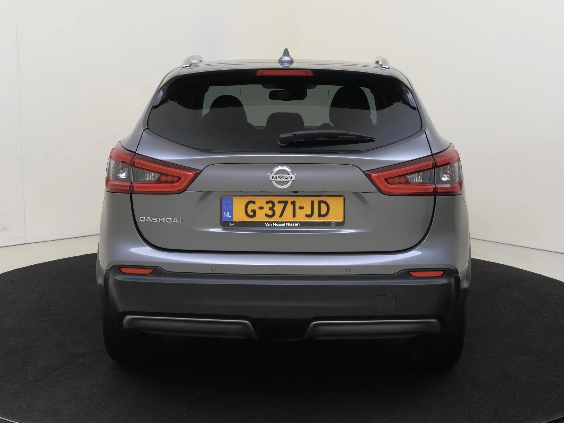 Nissan-QASHQAI-image-5