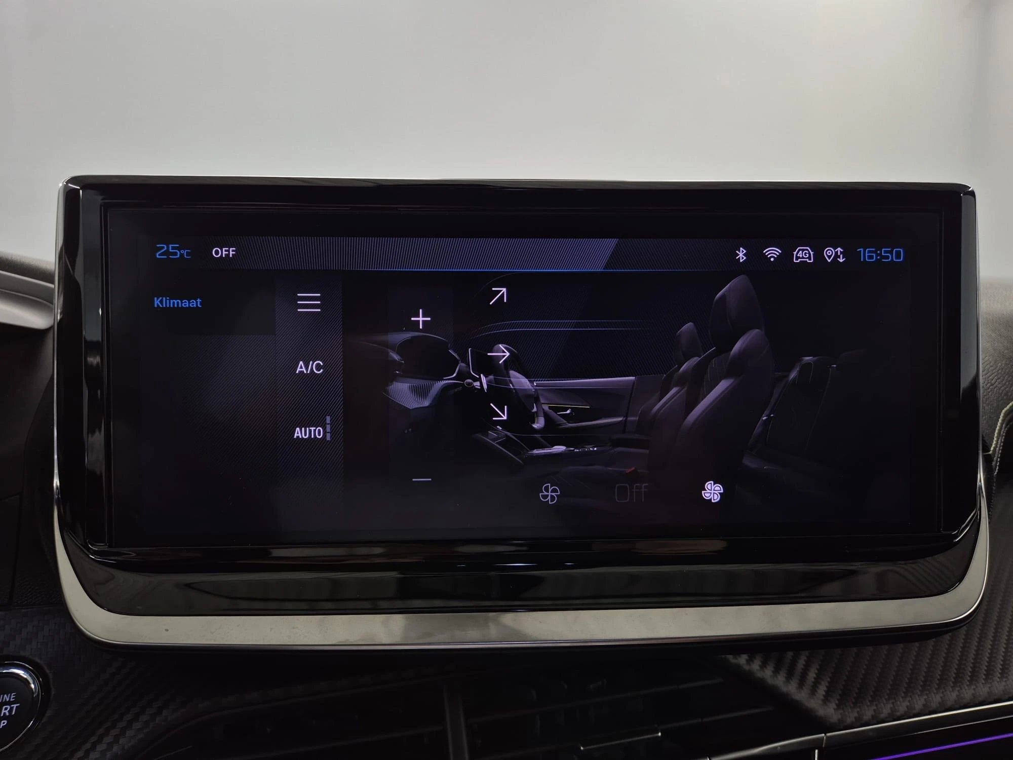 Peugeot-2008-image-25