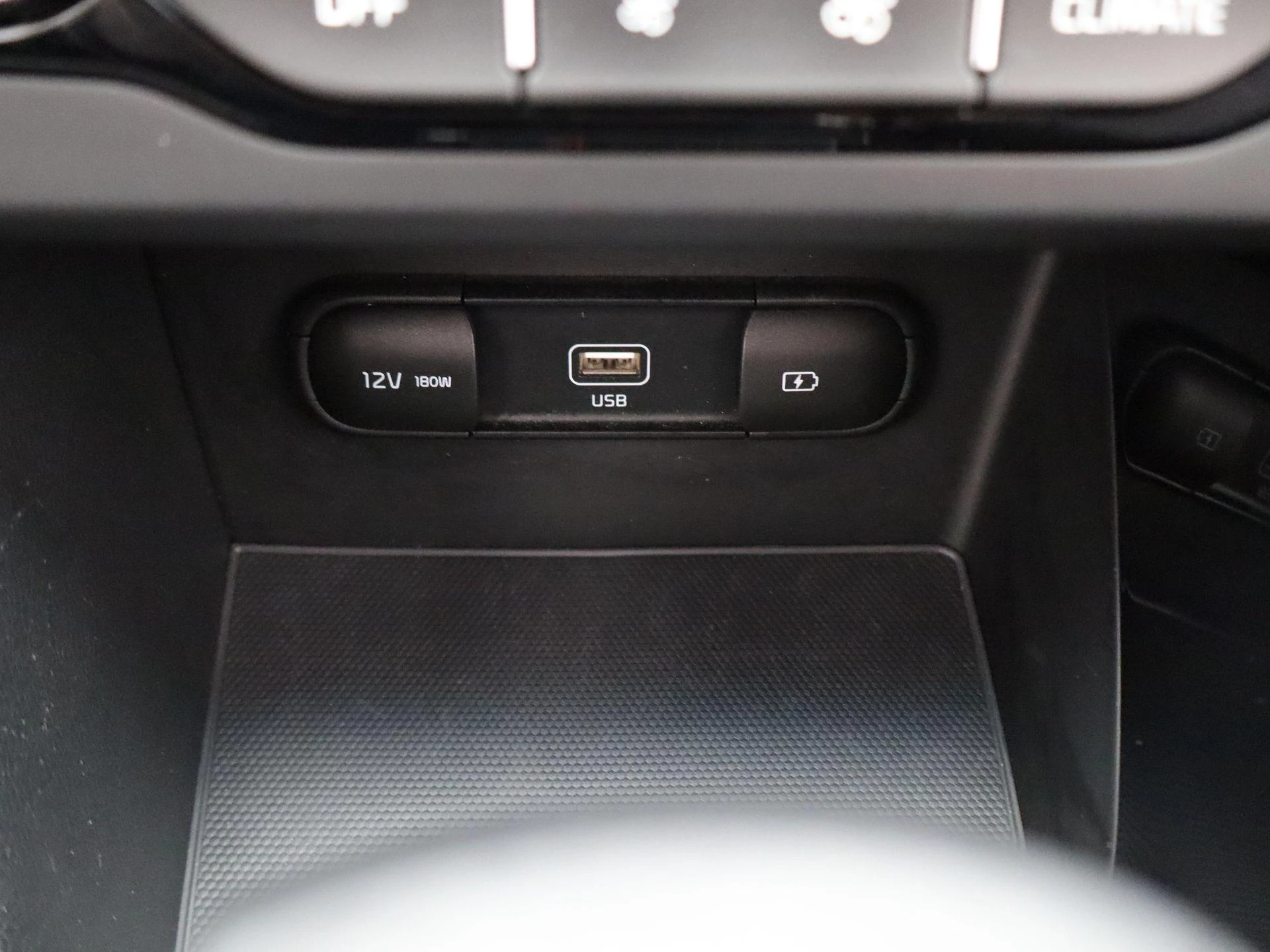 Kia-Niro-image-22
