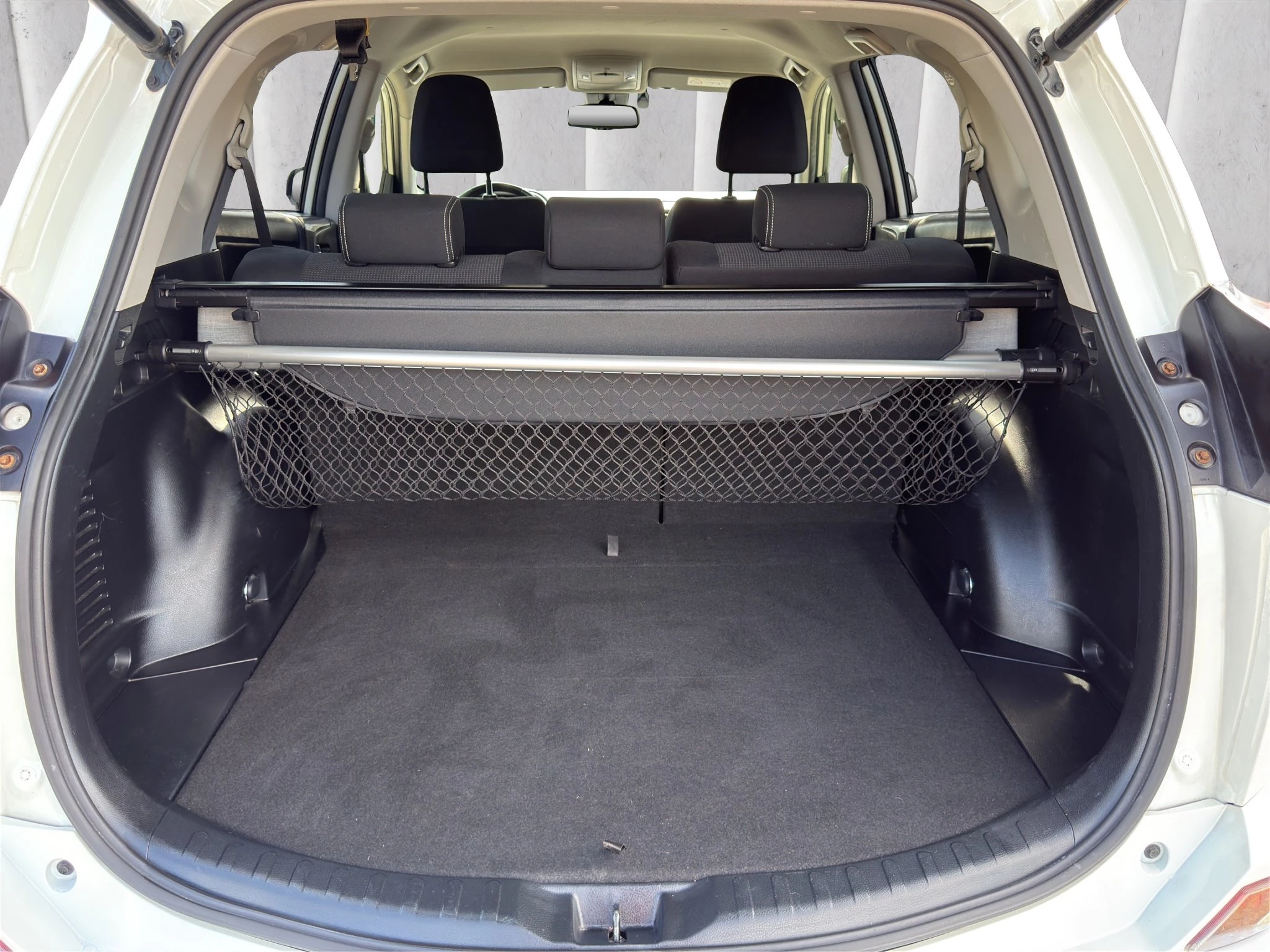 Toyota RAV4 2.0 D-4D Edition S+ 4x2