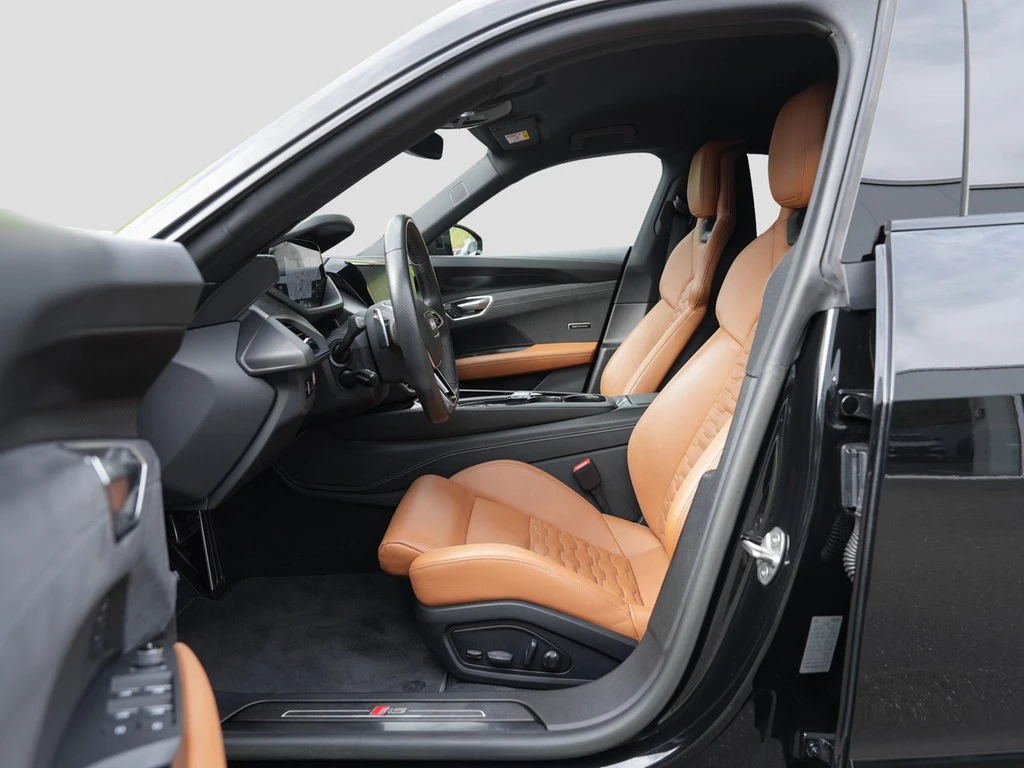 Audi e-tron GT RS quattro Leder Matrix Allradlenkung