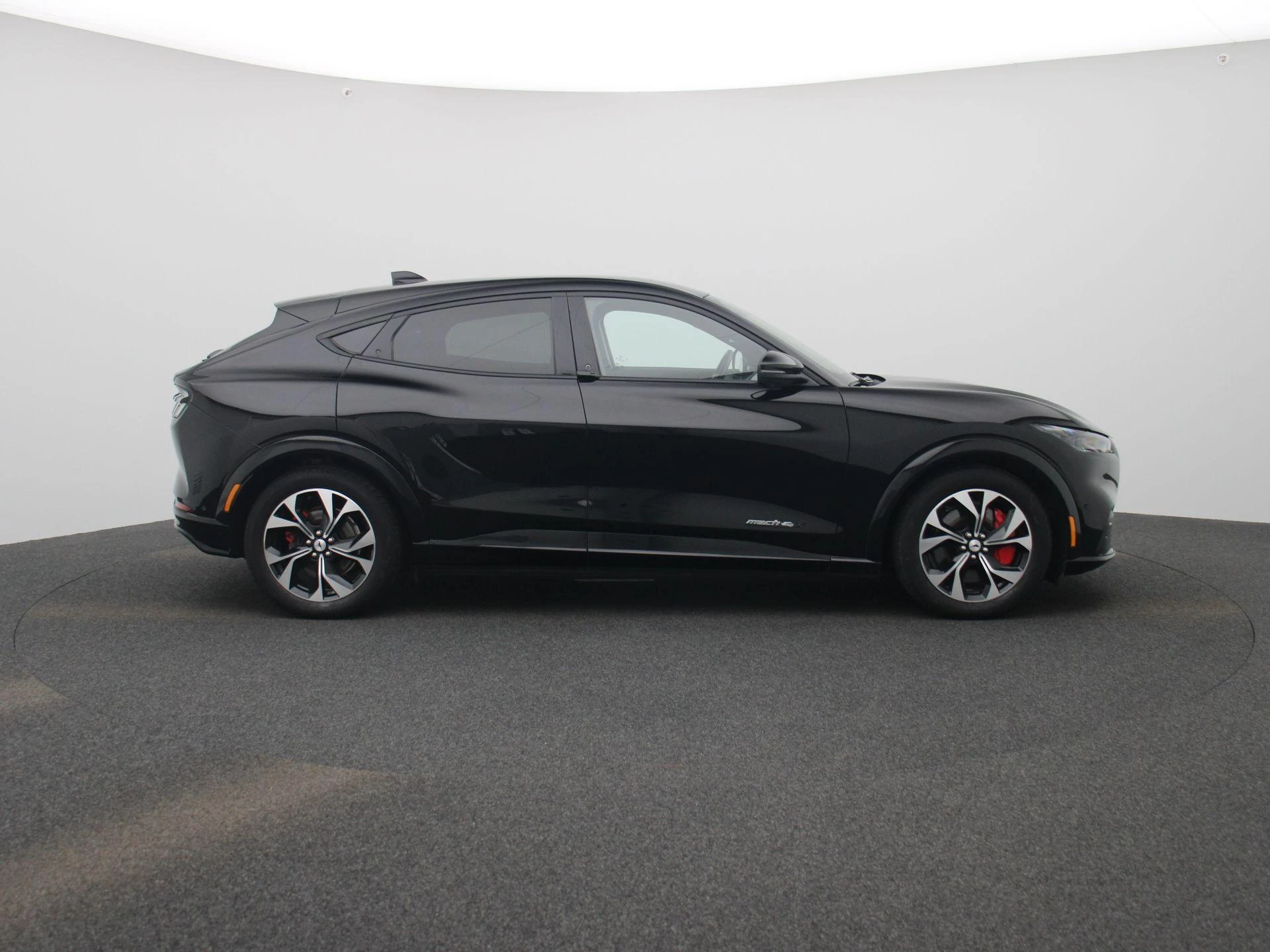 Ford Mustang Mach-E Extended AWD 98 kWh