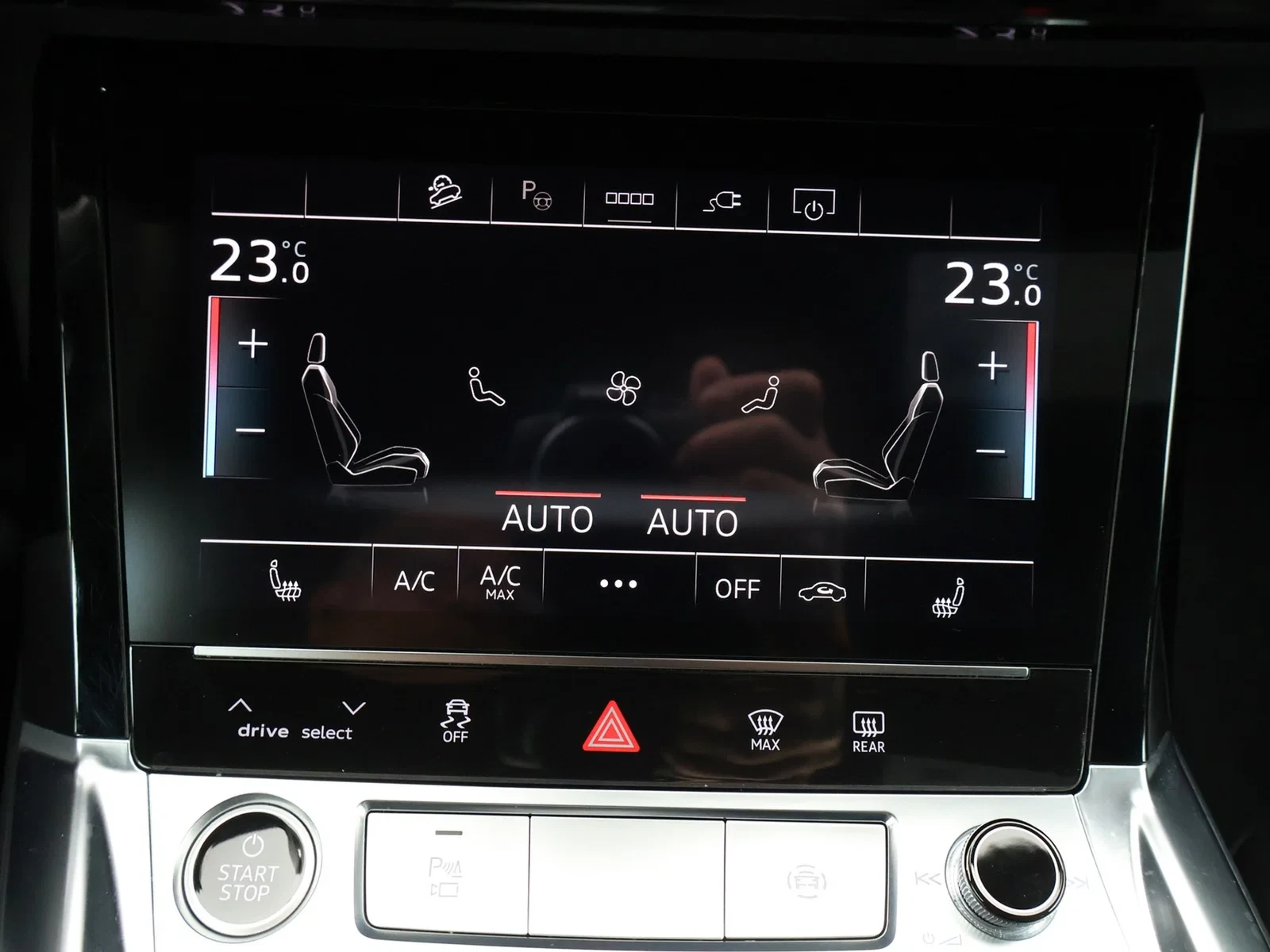 Audi e-tron Sportback Audi e-tron Sportback S line 55 QUATTRO 408PK *AUTOMAA*LEDER*CAMERA*ACC*PDC*VIRTUAL COCKPIT*NAVI*APP