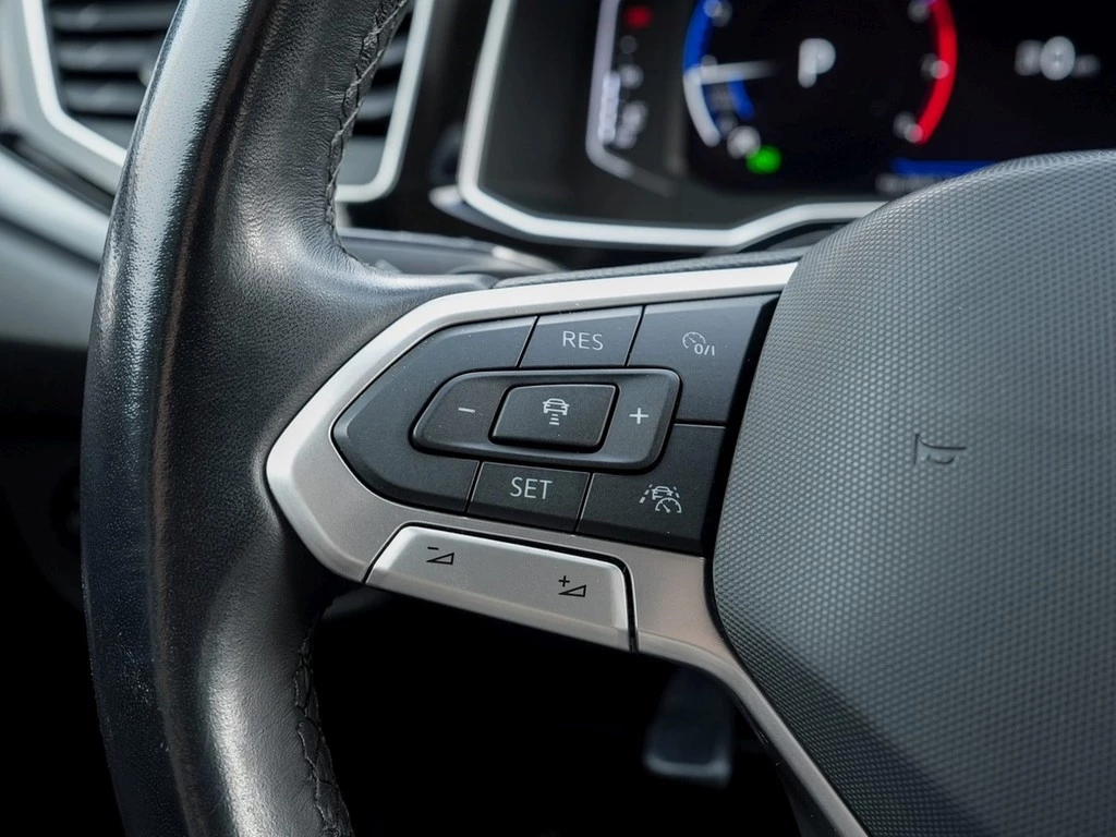 Volkswagen Taigo 1,0 TSI DSG Style,Matrix-LED,Navi,Kamera,ALU 17" ACC,Climatronic,App Connect