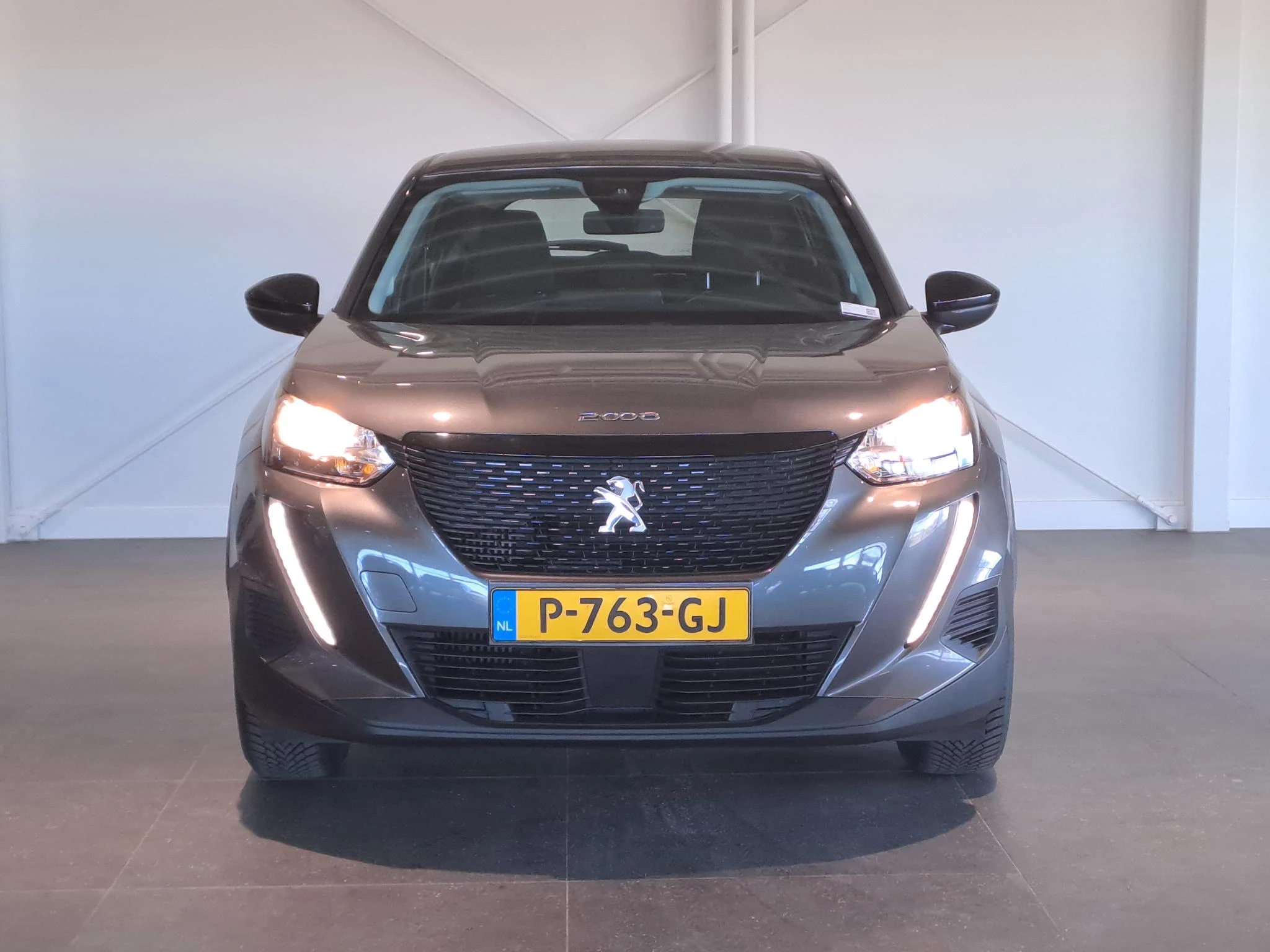 Peugeot-2008-image-2