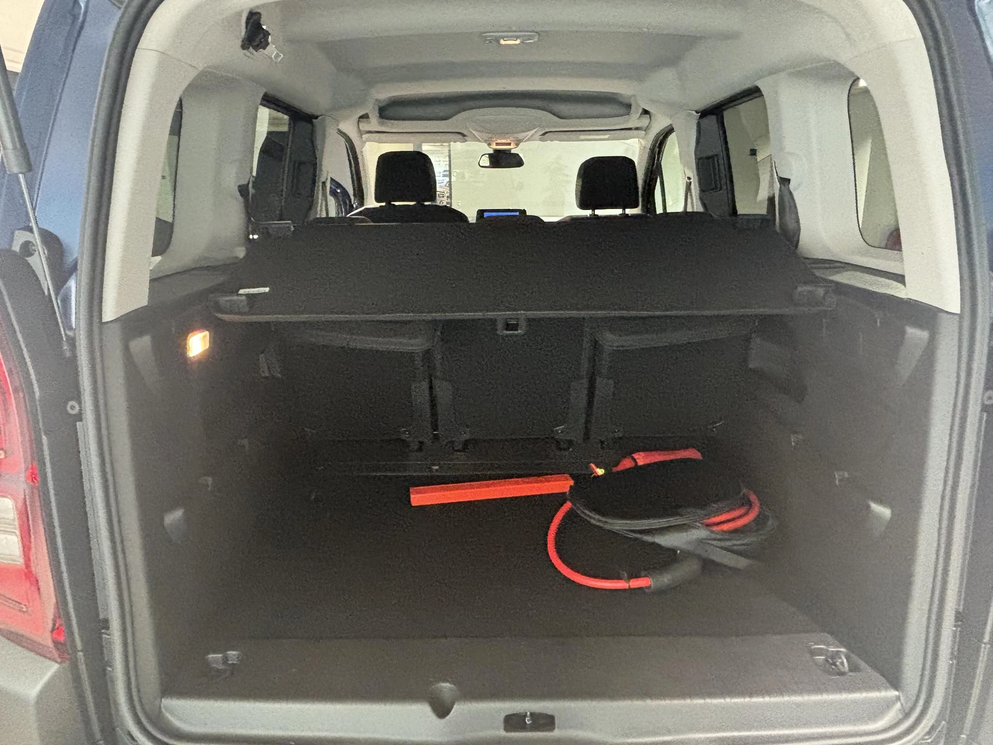 Citroën-ë-Berlingo-image-14
