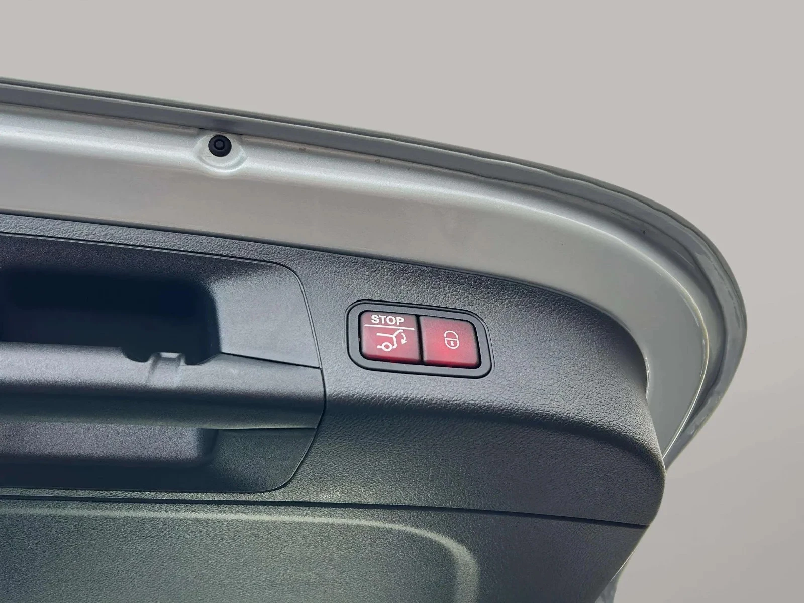 Mercedes-Benz-EQA-image-22