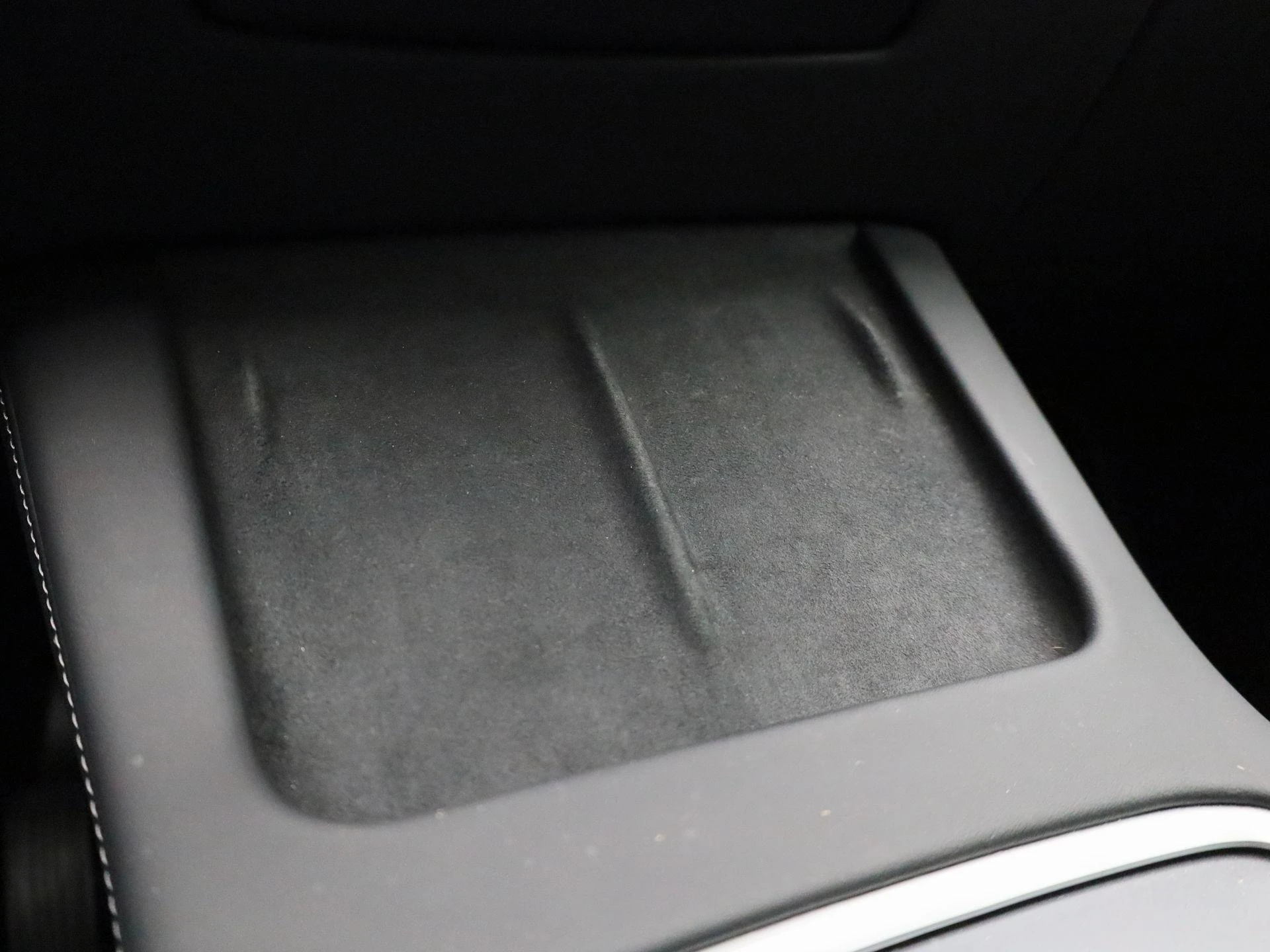 Tesla-Model Y-image-29