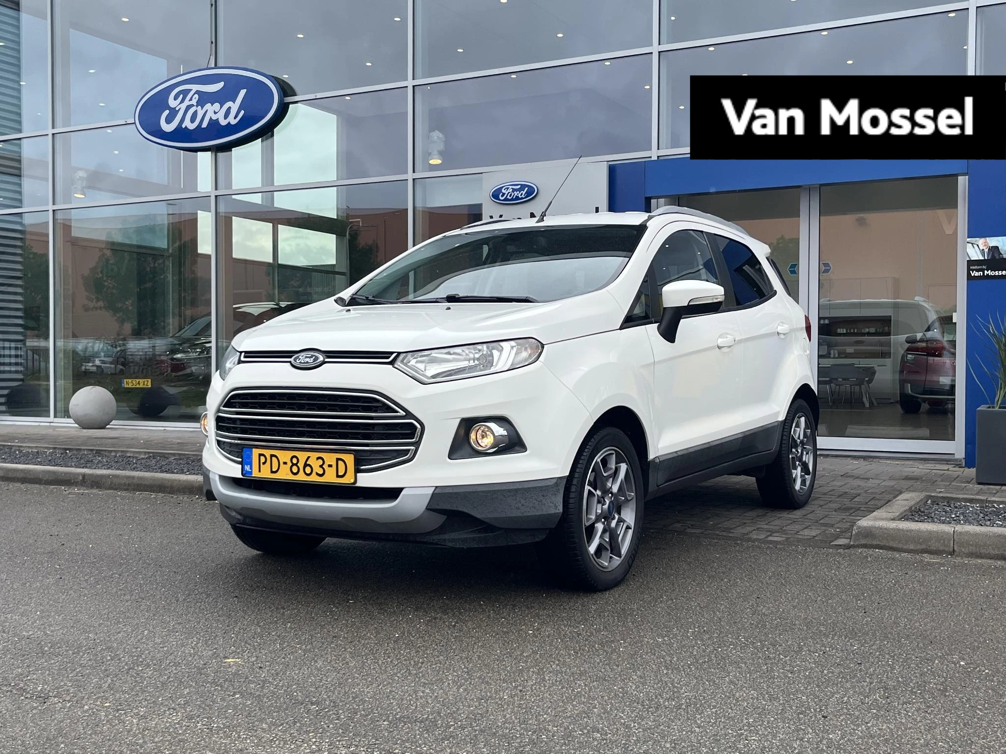 Ford-EcoSport-image-0