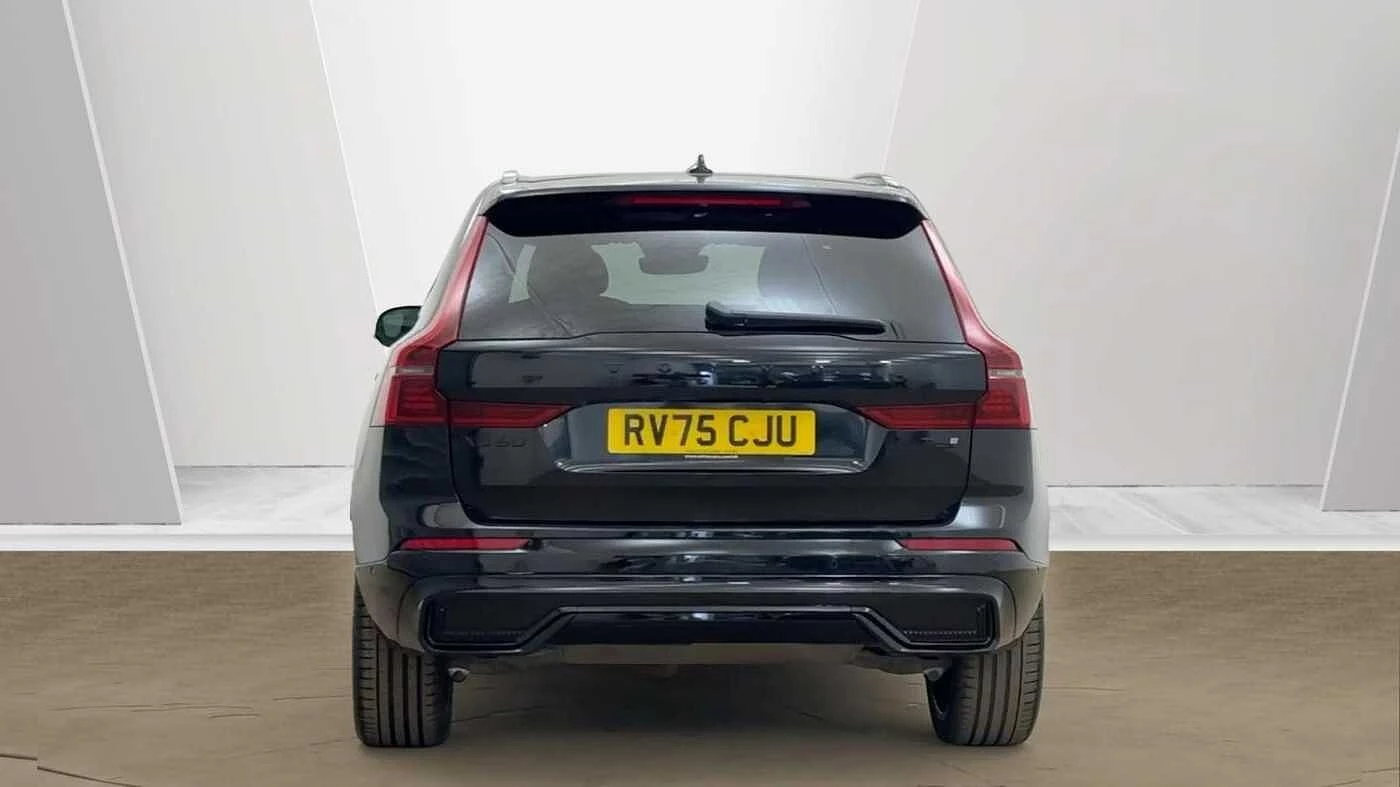 Volvo XC60 T6 AWD PHEV Recharge Black Edition Plus
