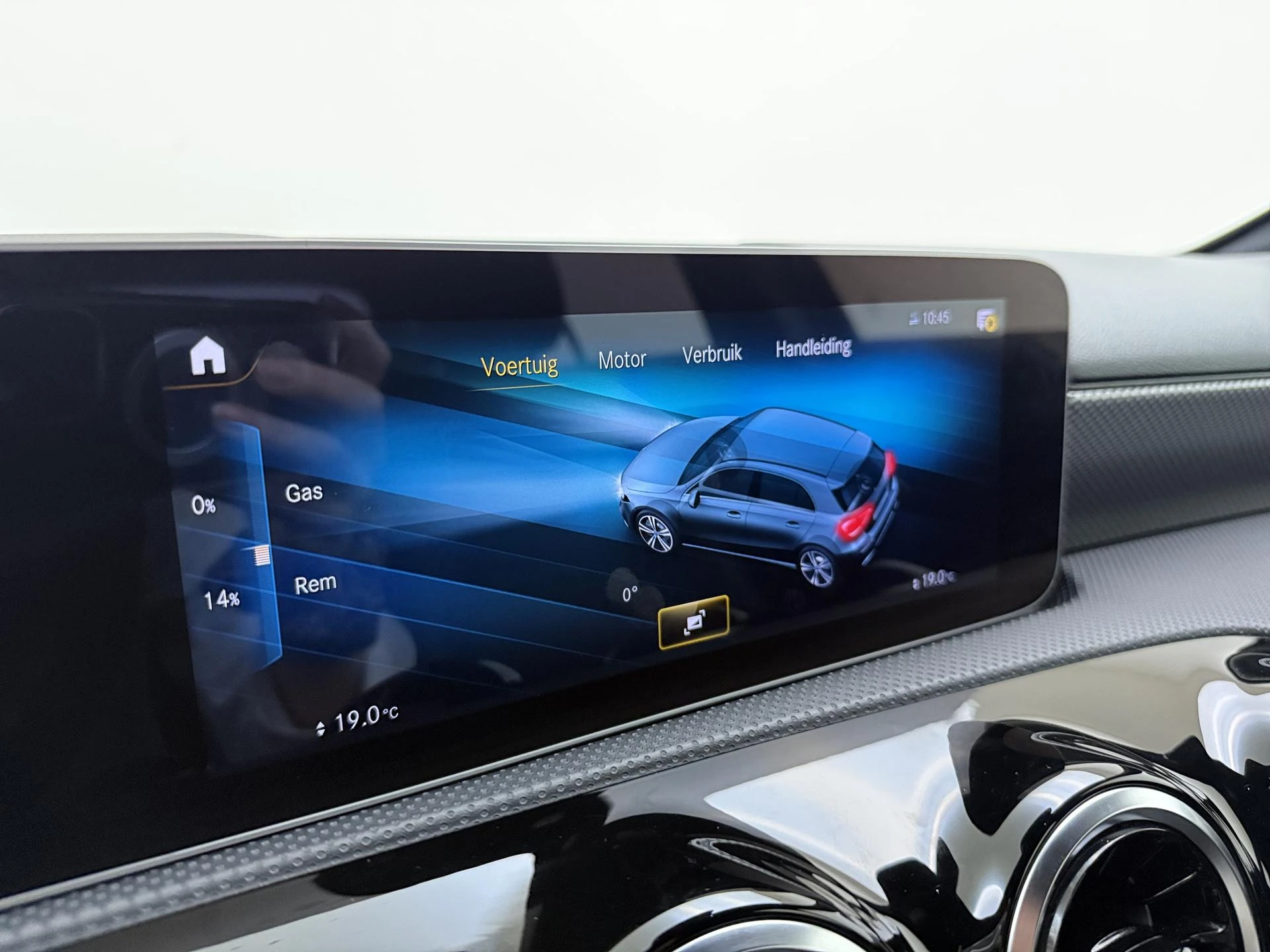 Mercedes-Benz-A-Klasse-image-22