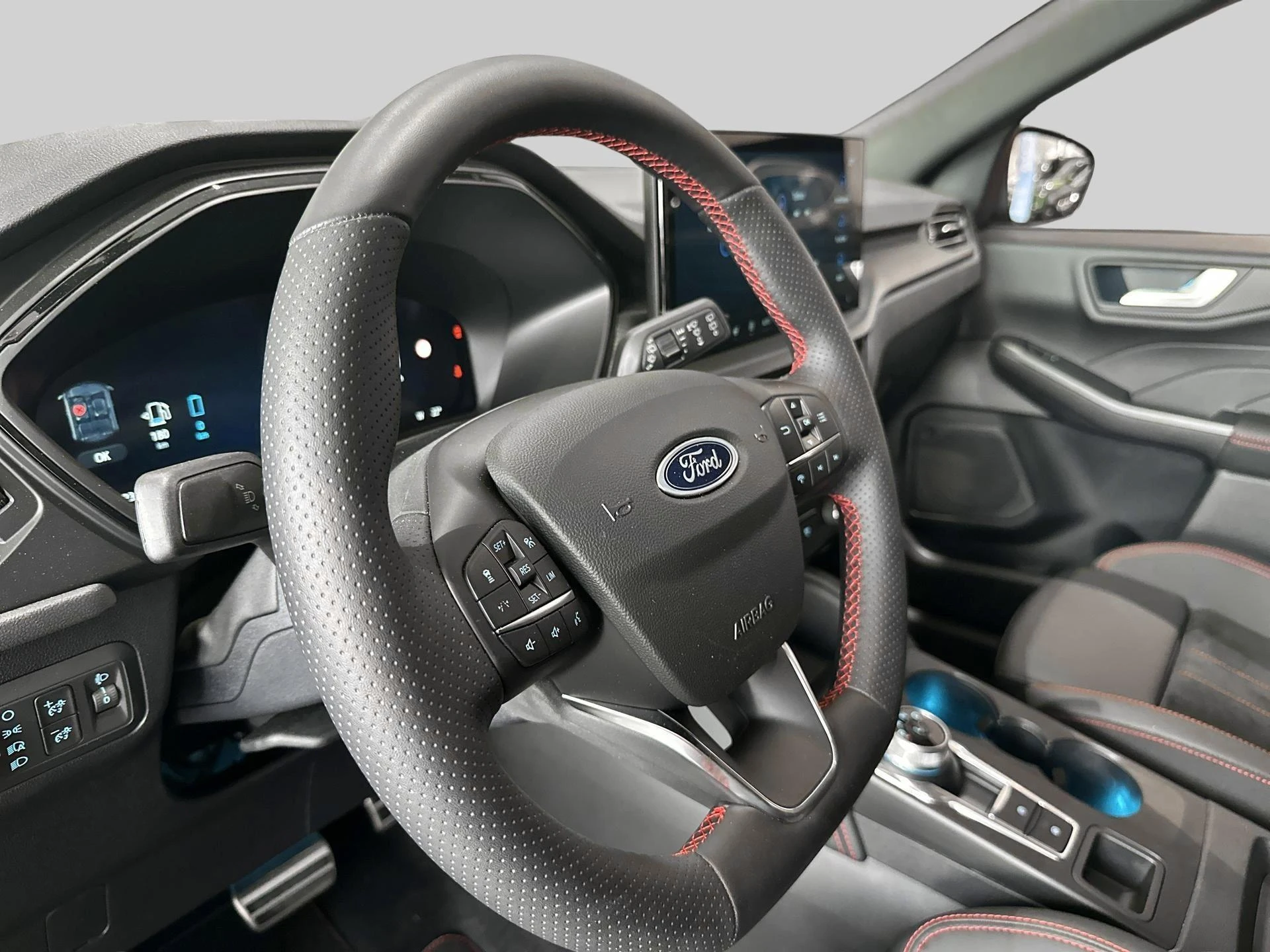 Ford-Kuga-image-8