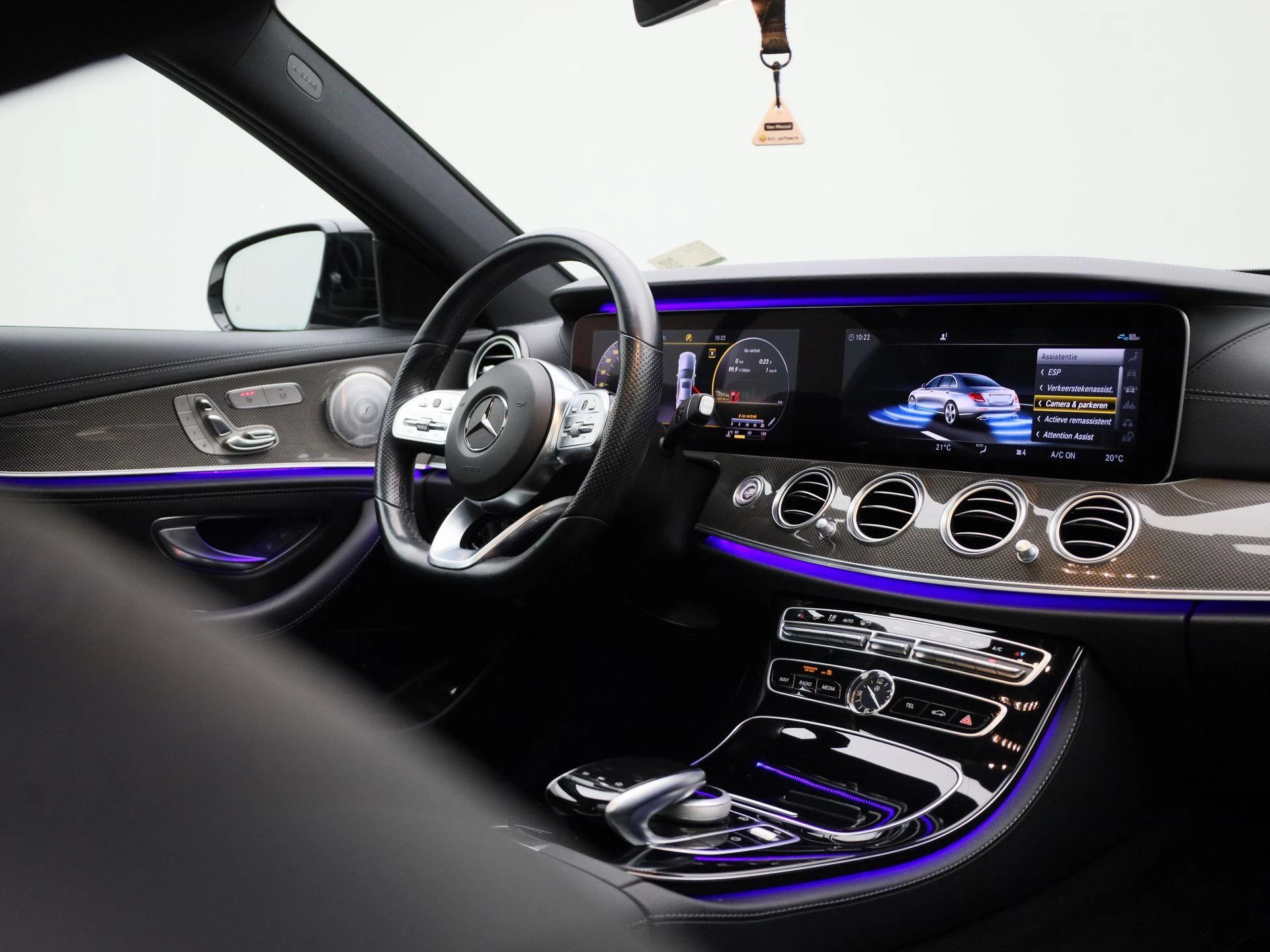 Mercedes-Benz-E-Klasse-image-46