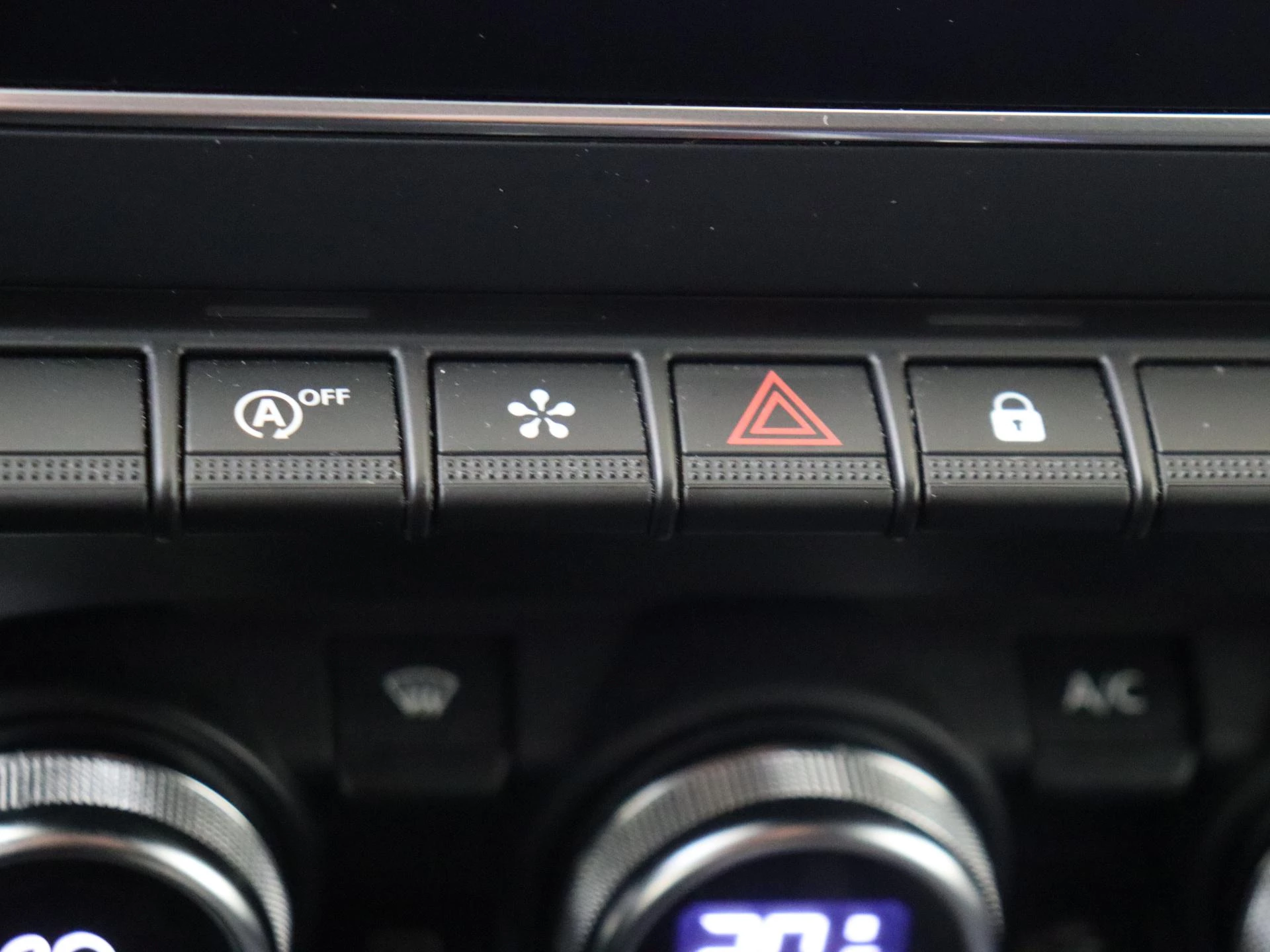 Renault-Clio-image-24