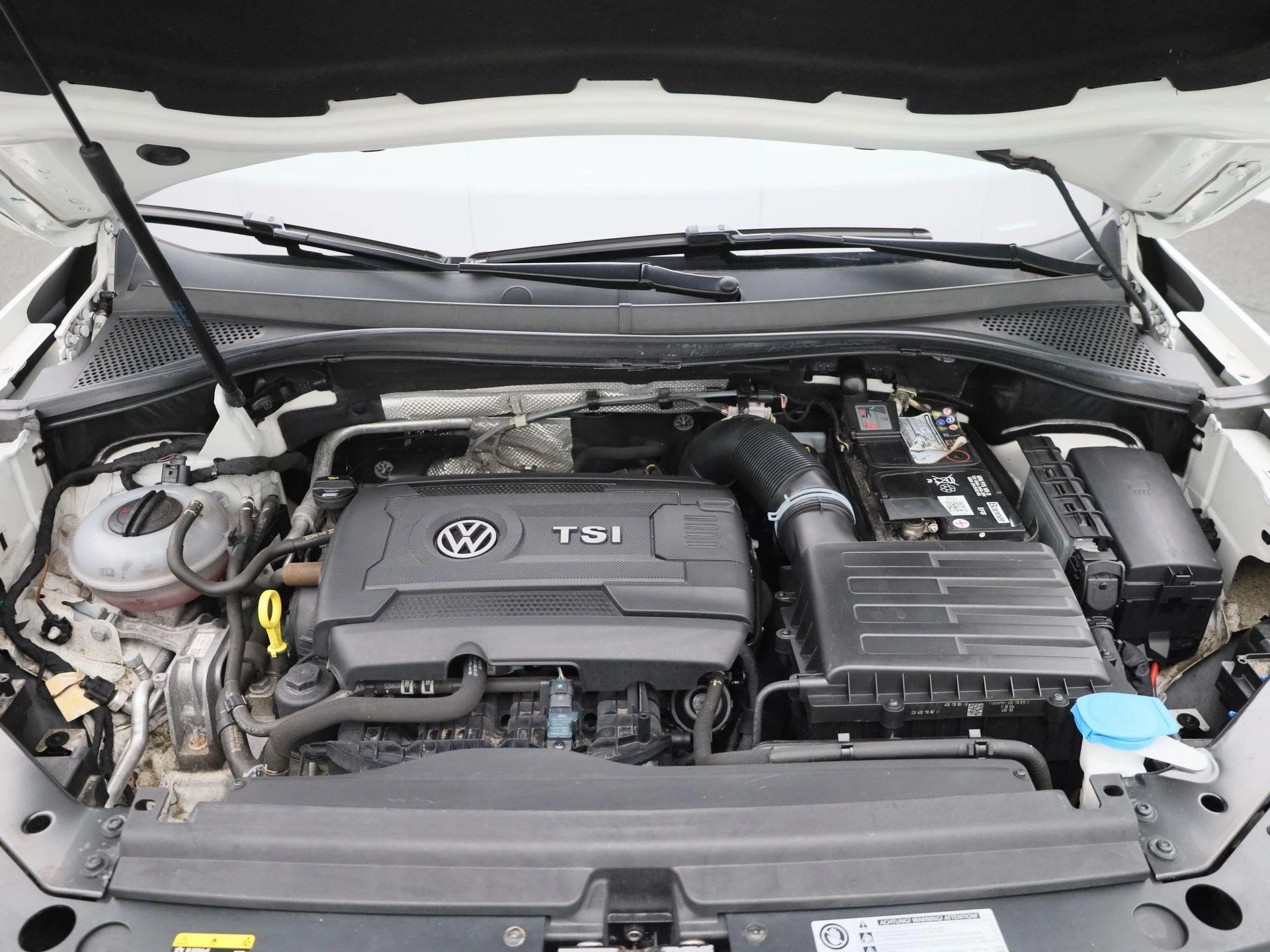 Volkswagen-Tiguan-image-41