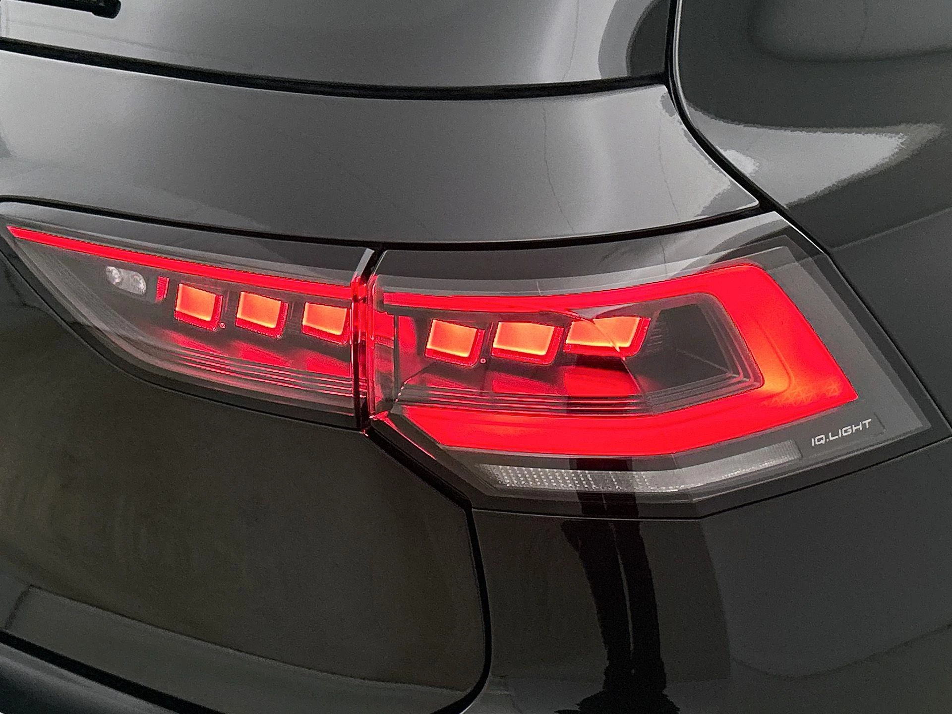 Volkswagen-Golf-image-25