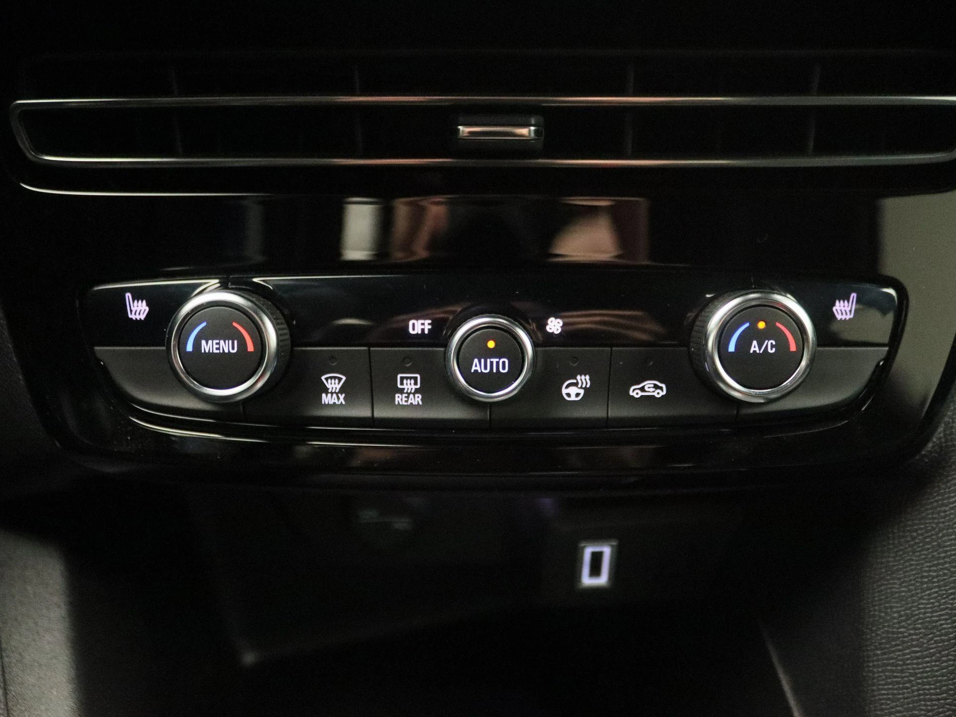Opel-Mokka-image-10