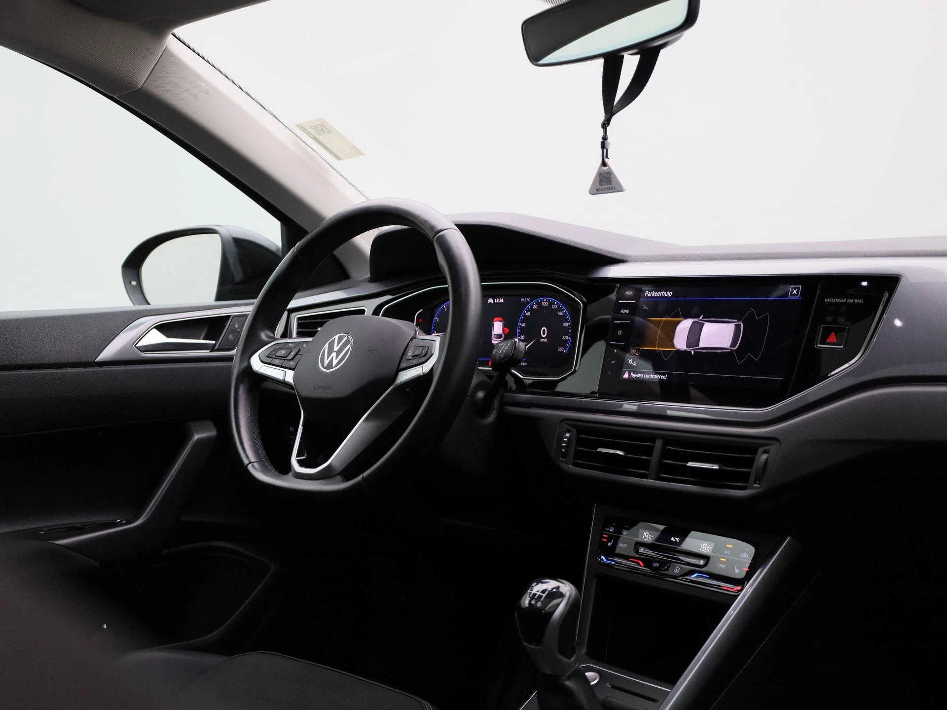 Volkswagen-Taigo-image-35