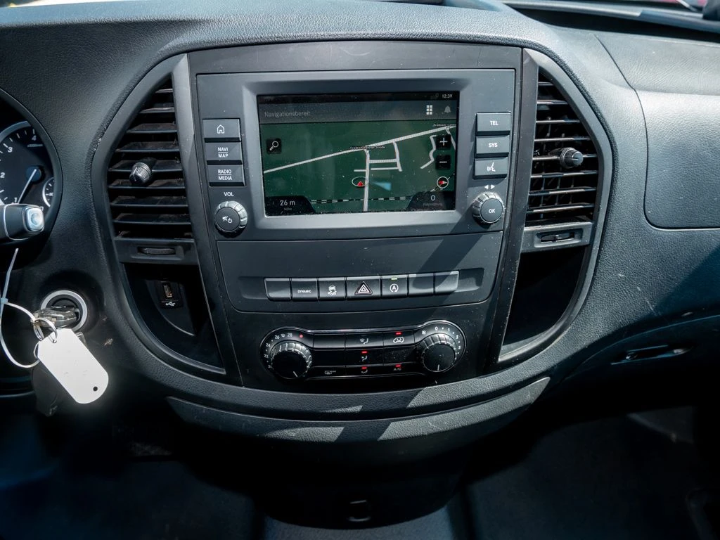 Mercedes-Benz-Vito 114-image-10