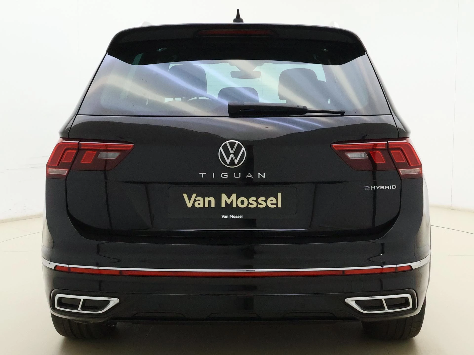 Volkswagen-Tiguan-image-7