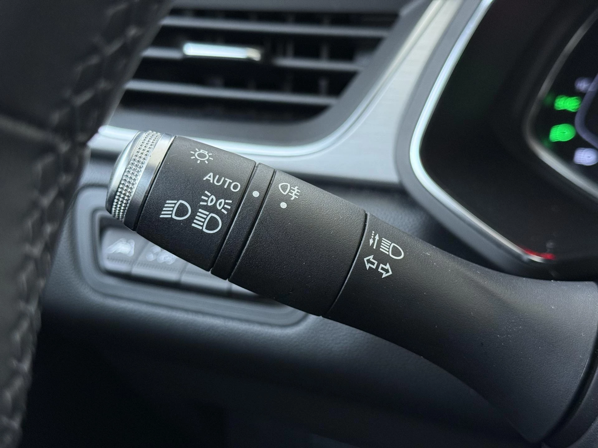 Renault-Captur-image-27