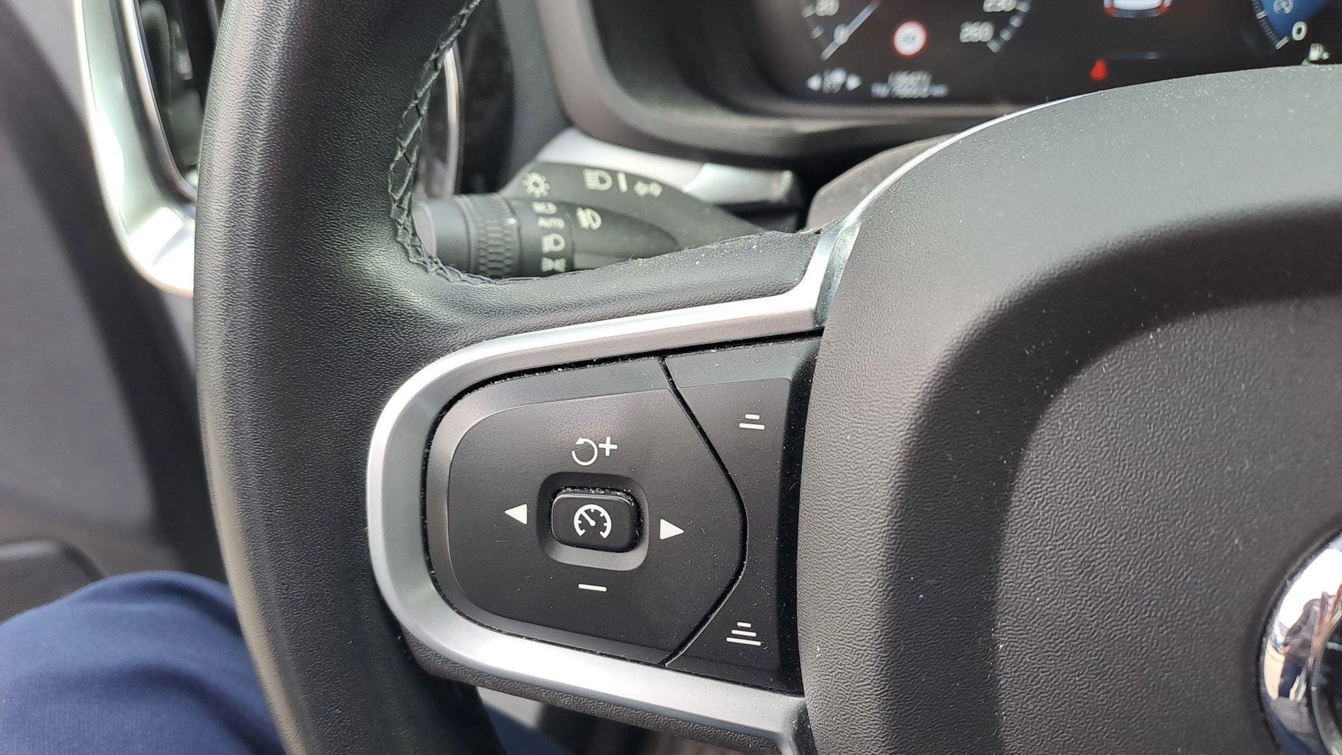 Volvo-V60-image-11