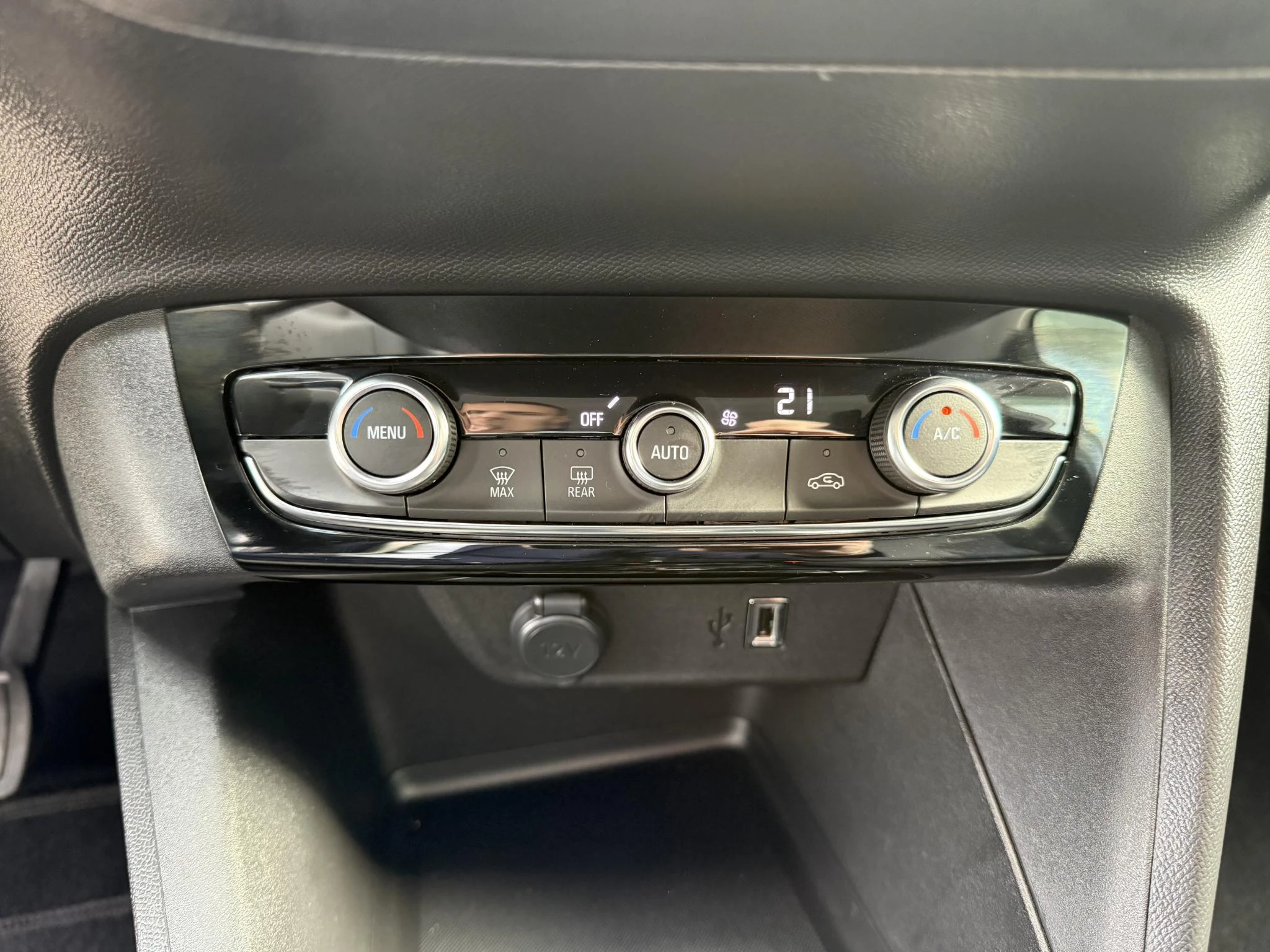 Opel-Corsa-e-image-12